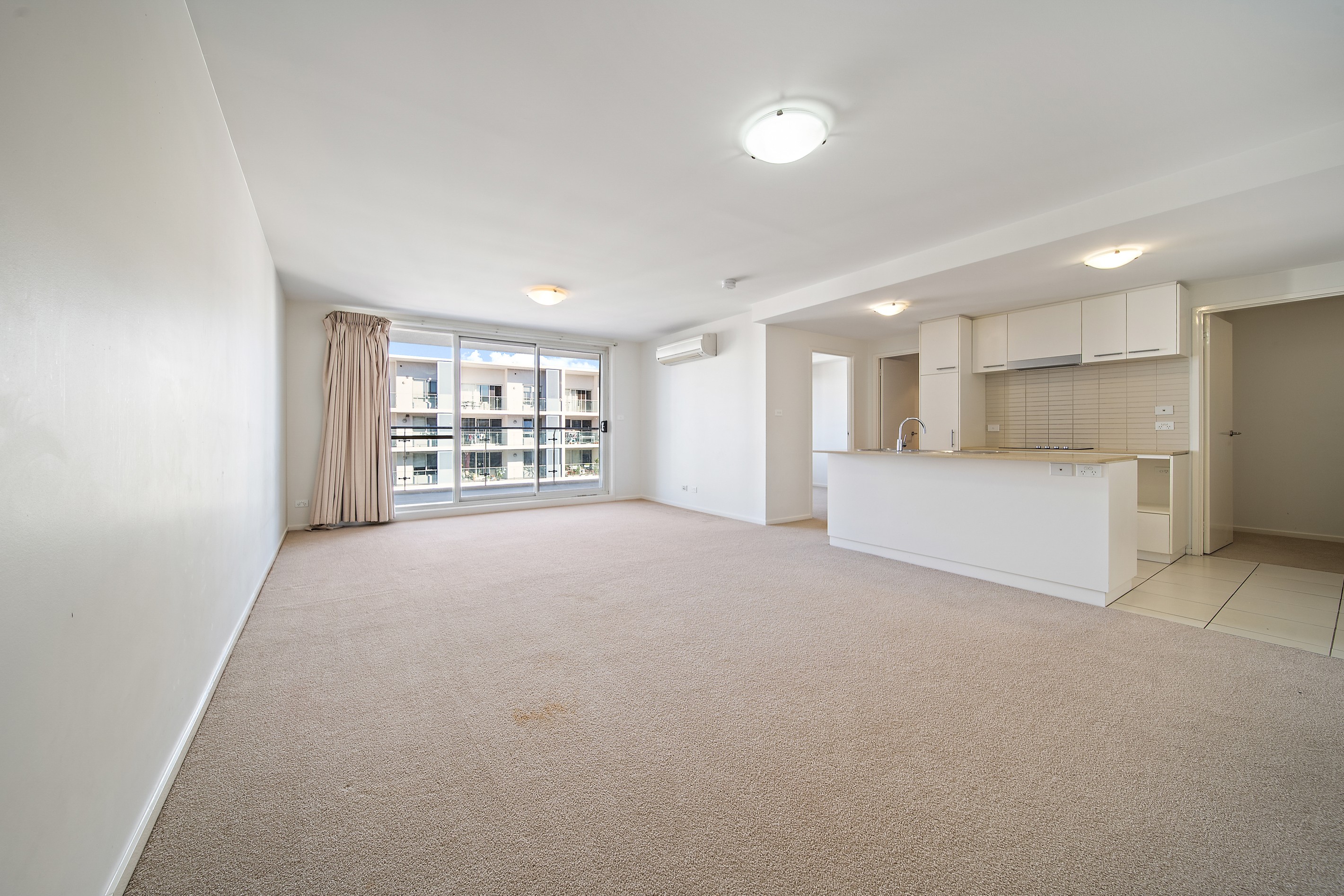 141/64 College Street, Belconnen, ACT 2617