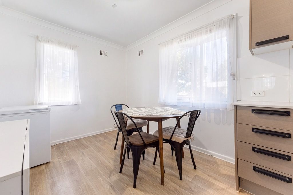 111 Jersey Road — photo 8 of 25