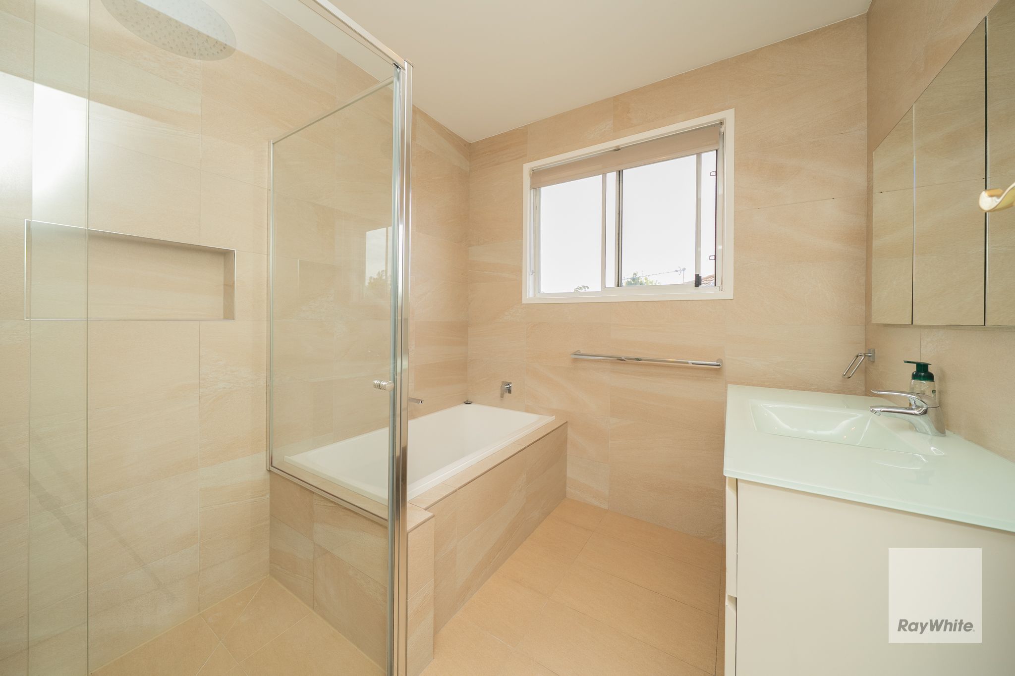 5 Amberley Court — photo 13 of 18