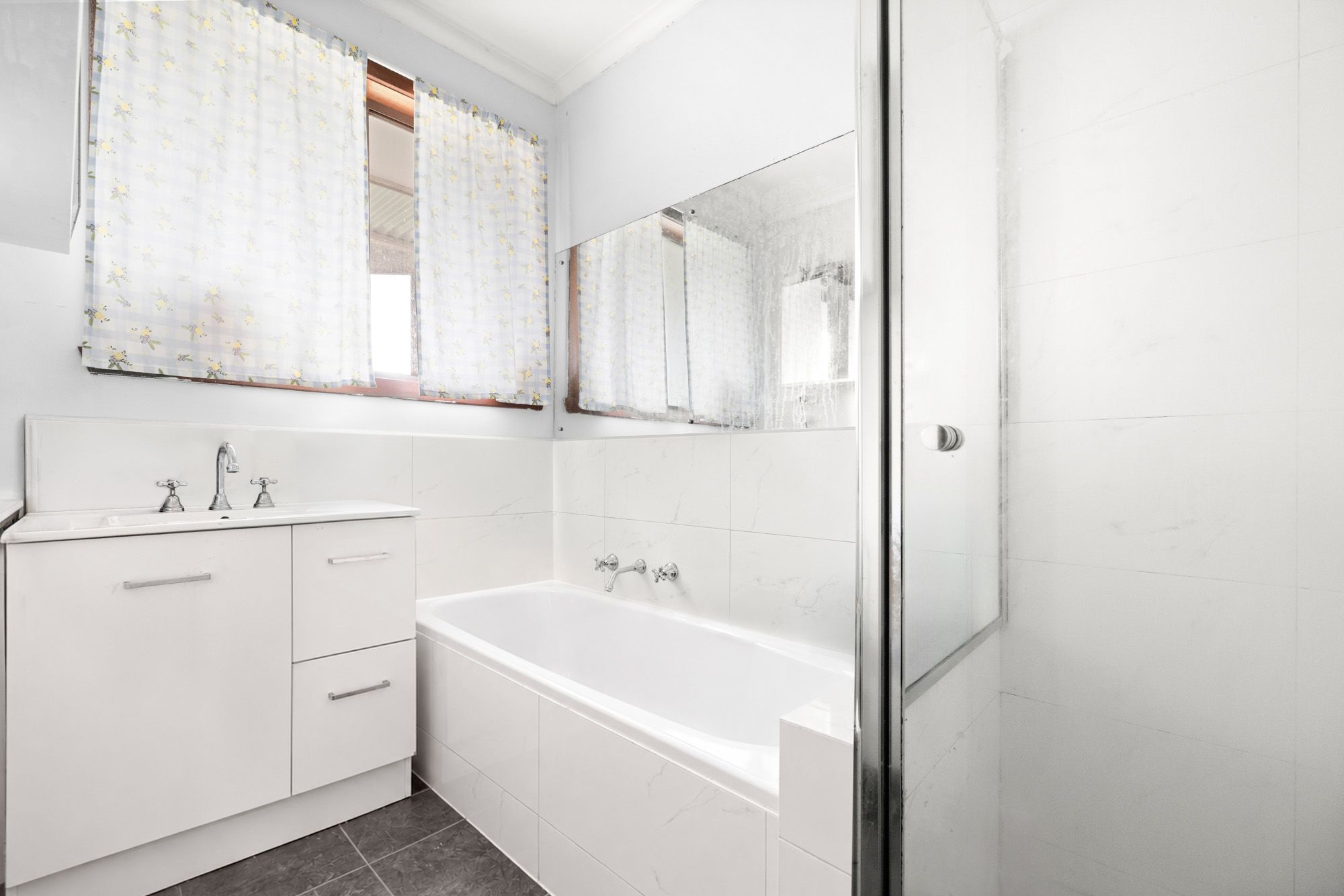 7 McCormack Crescent — photo 8 of 14