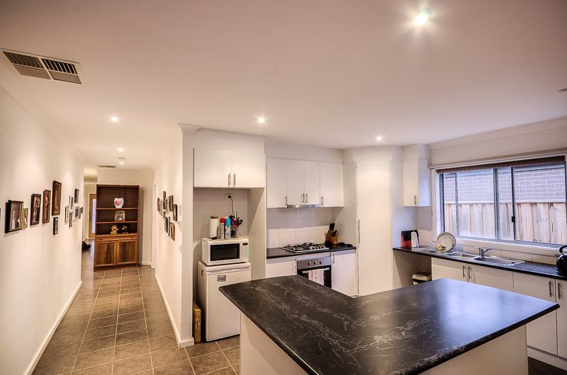 36 Larson Avenue, Tarneit, VIC 3029