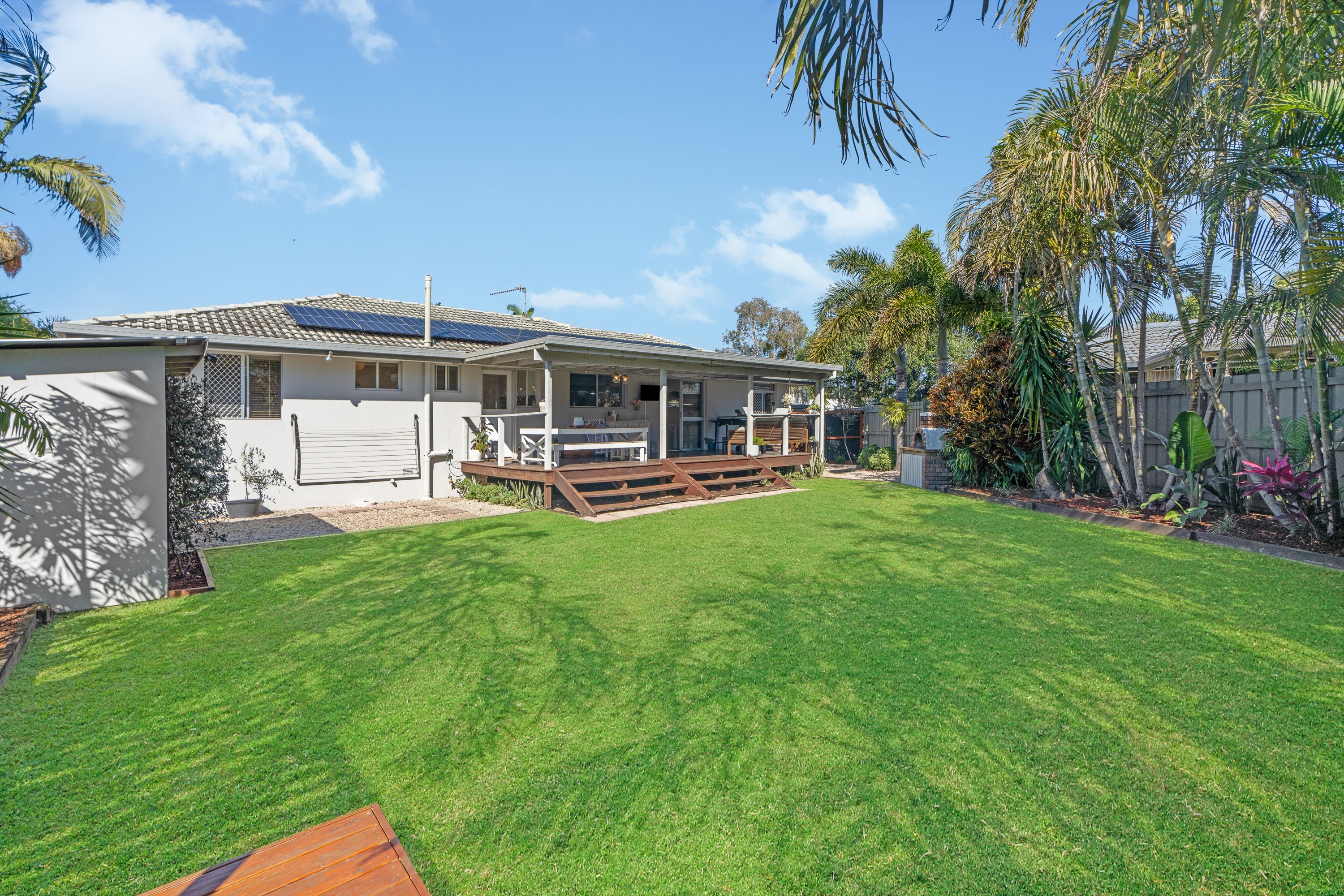 3 Myrtle Court, Palm Beach, QLD 4221