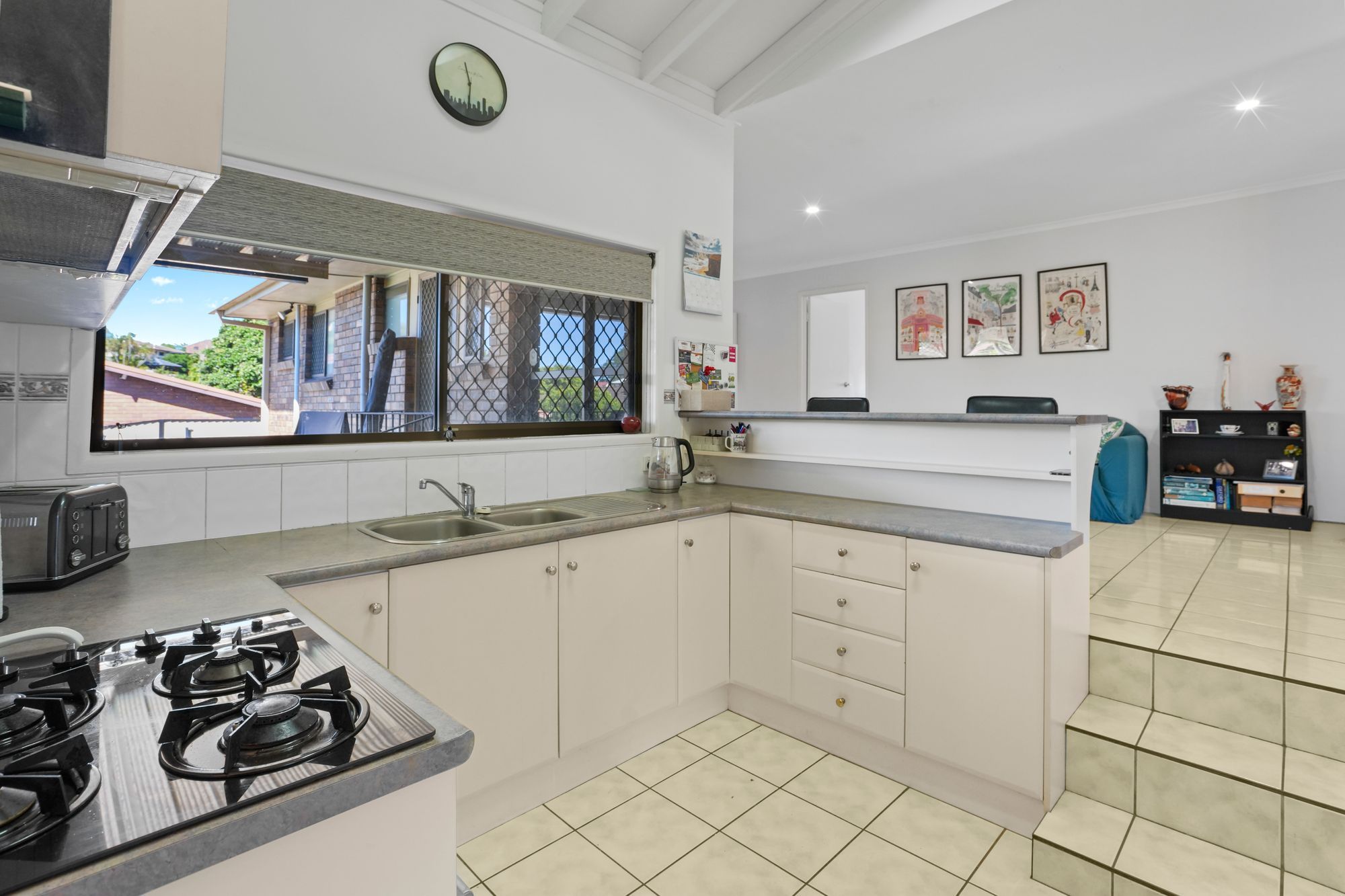 73 Driftwood Street — photo 9 of 25