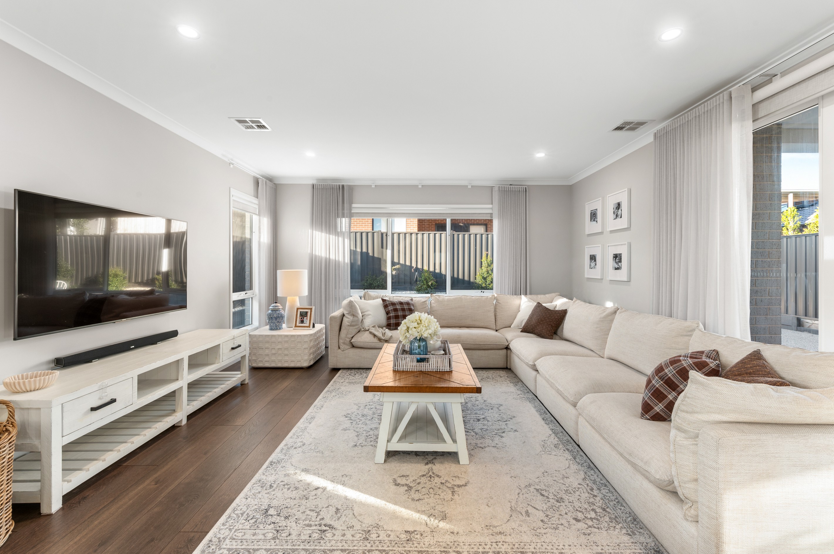 20 Weatherglass Way, South Morang, VIC 3752