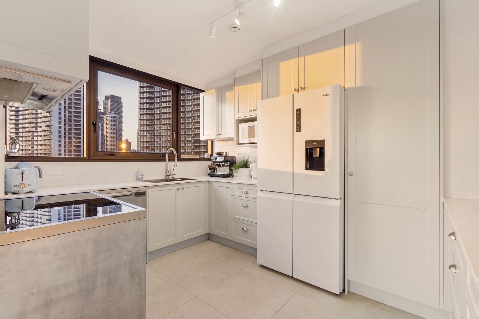 42/5 Admiralty Drive — photo 9 of 30