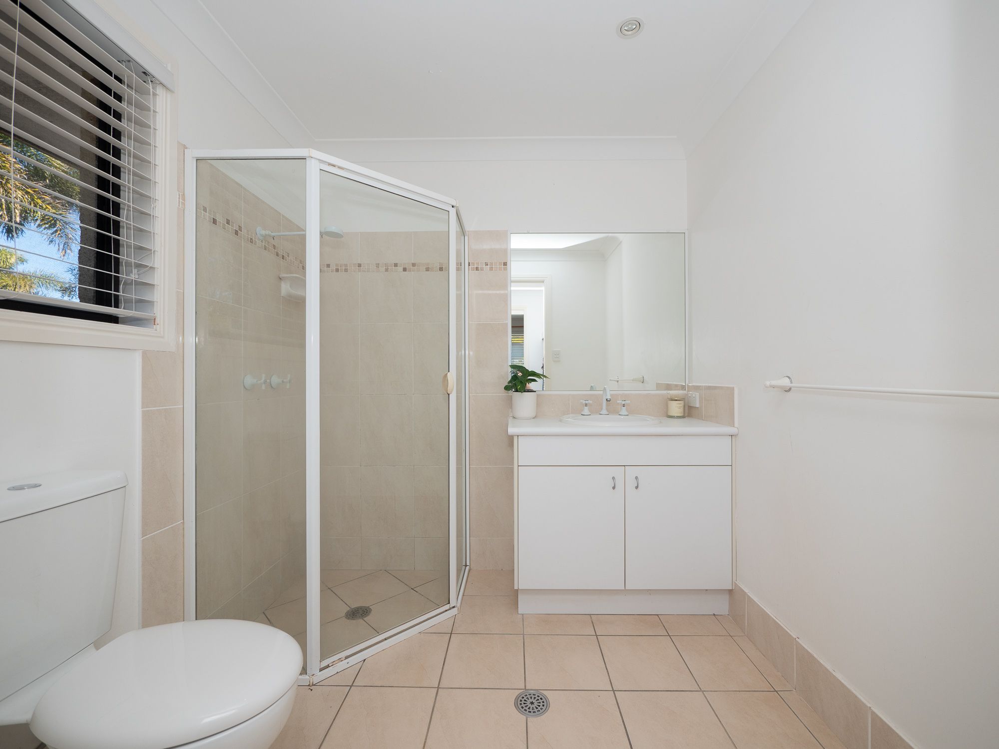 32 Kookaburra Terrace — photo 12 of 24