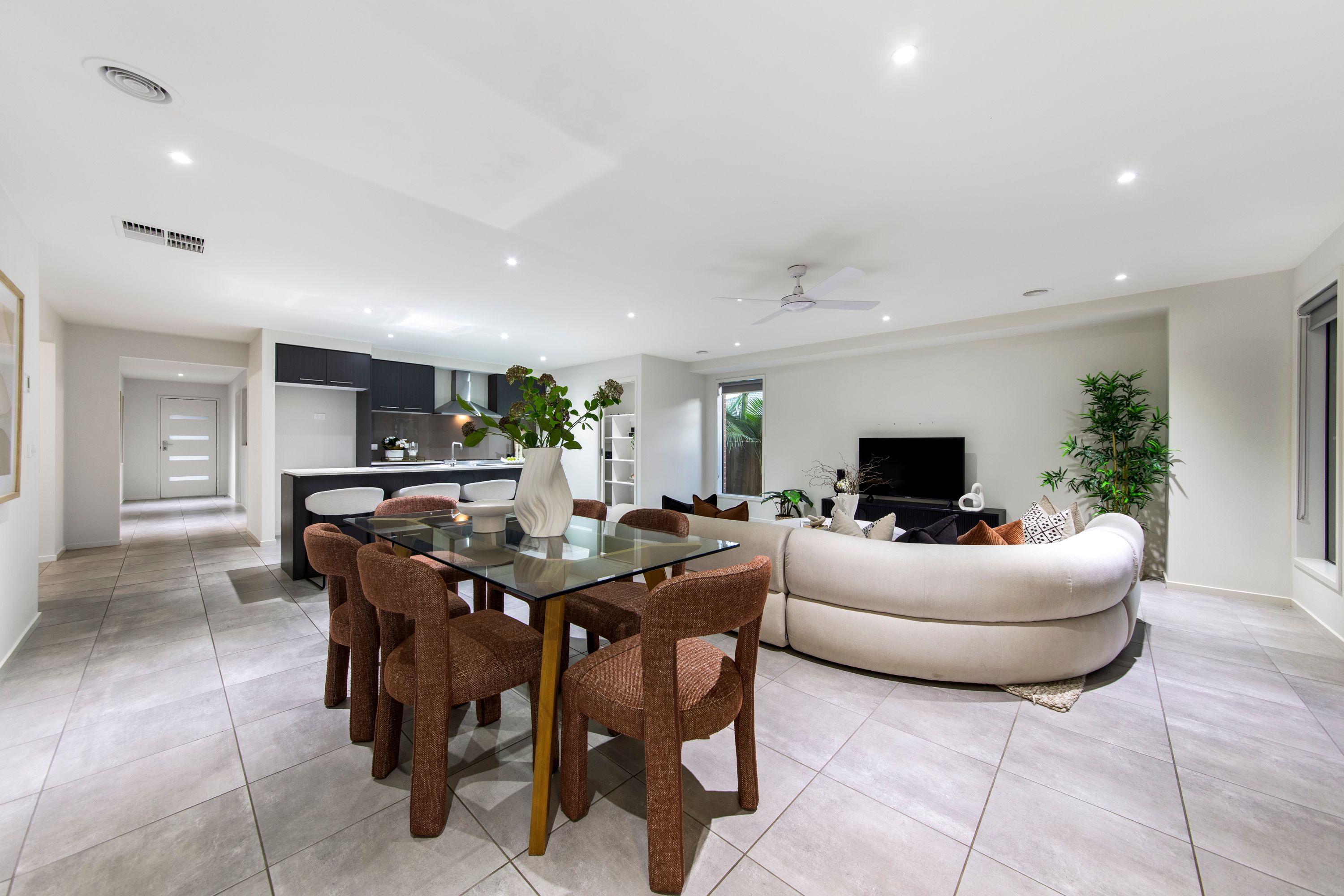46 Lotus Street — photo 18 of 30
