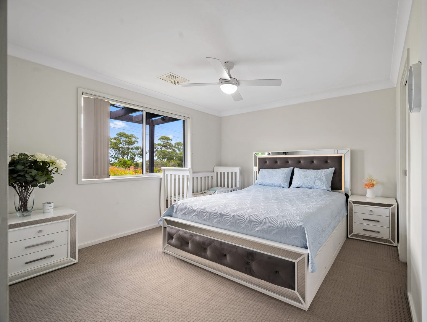 13 Swanston Street — photo 10 of 12
