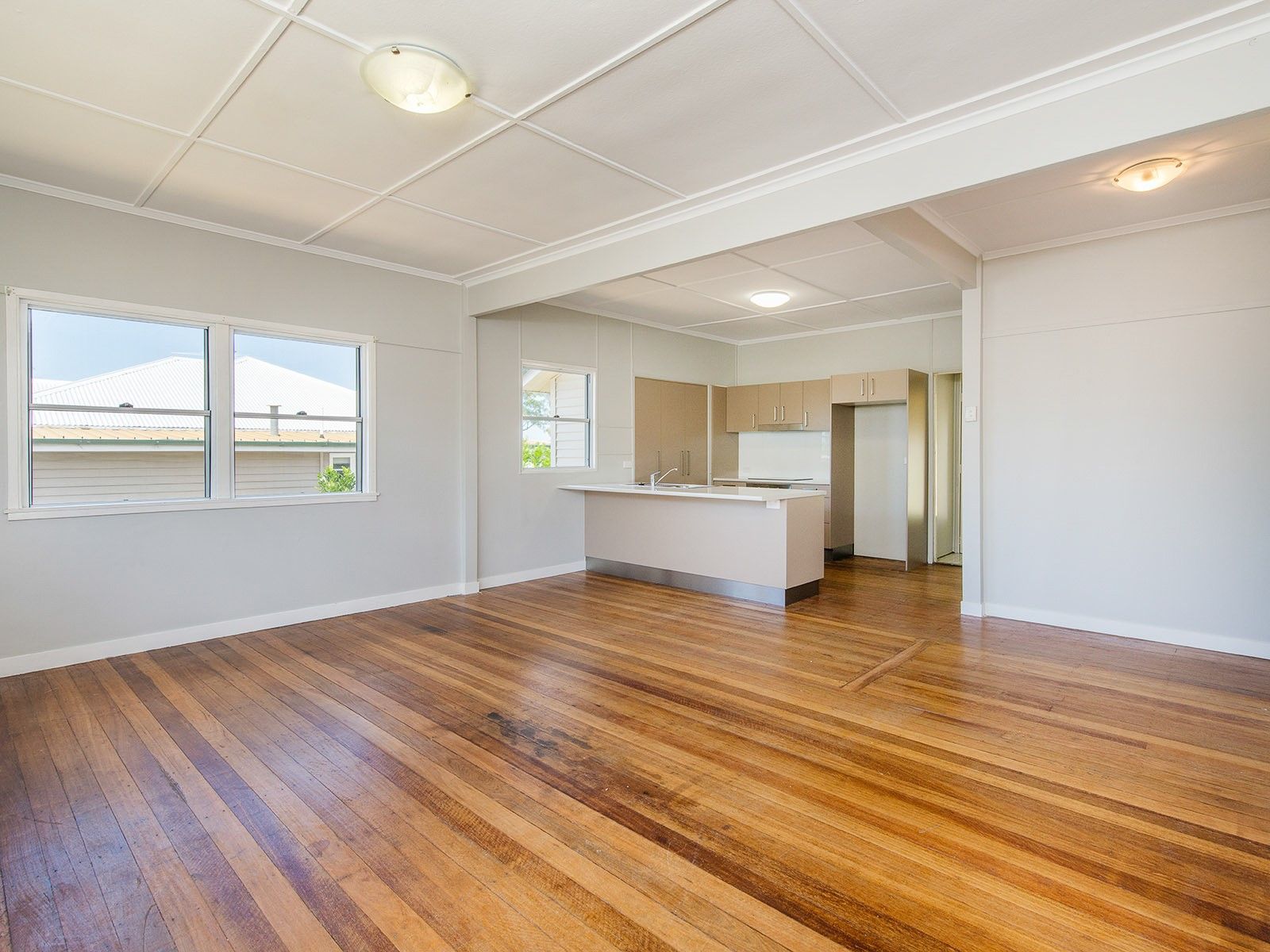 11 Hendren Street, Carina, QLD 4152