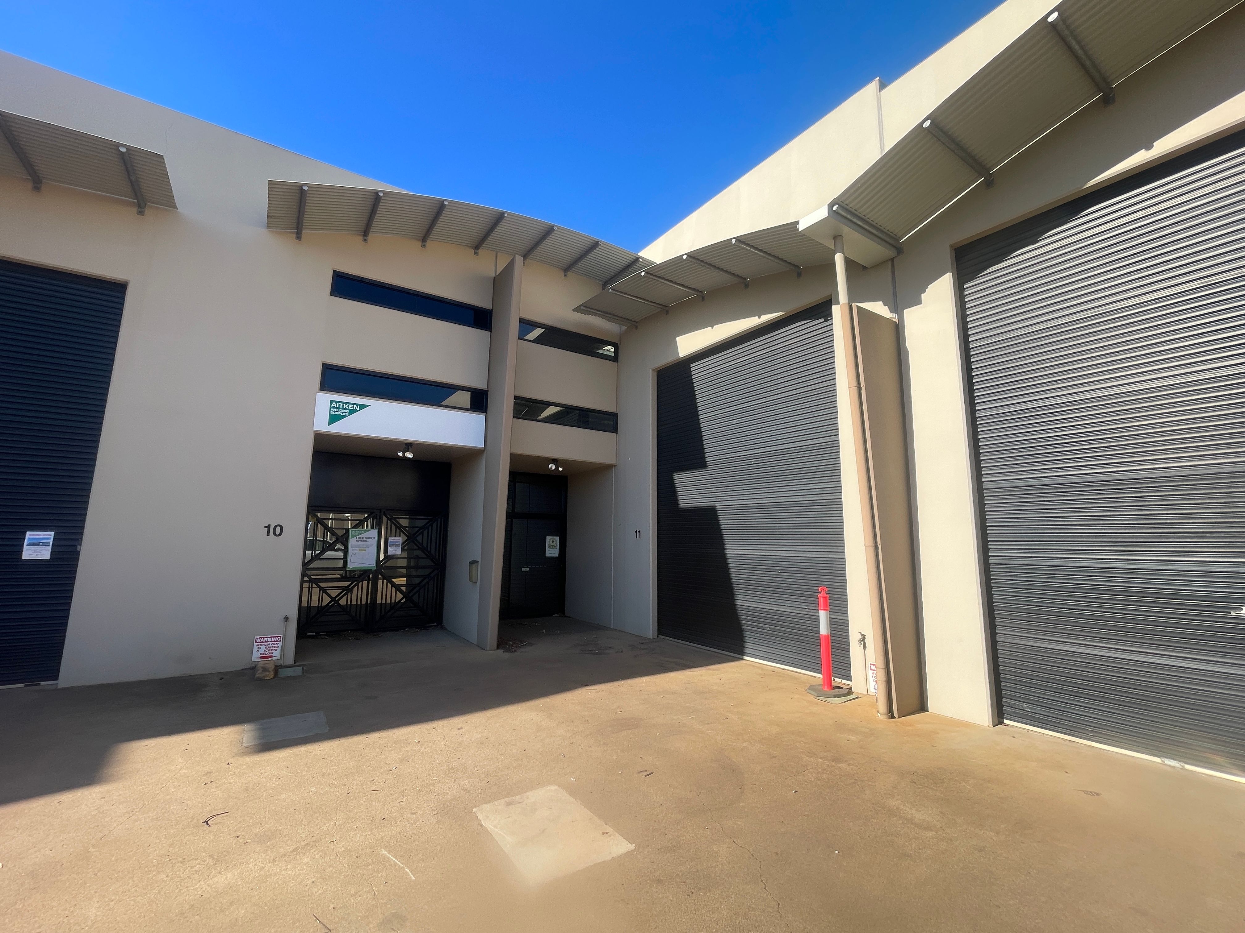 Unit 11/11-15 Gardner Court, Wilsonton, QLD 4350
