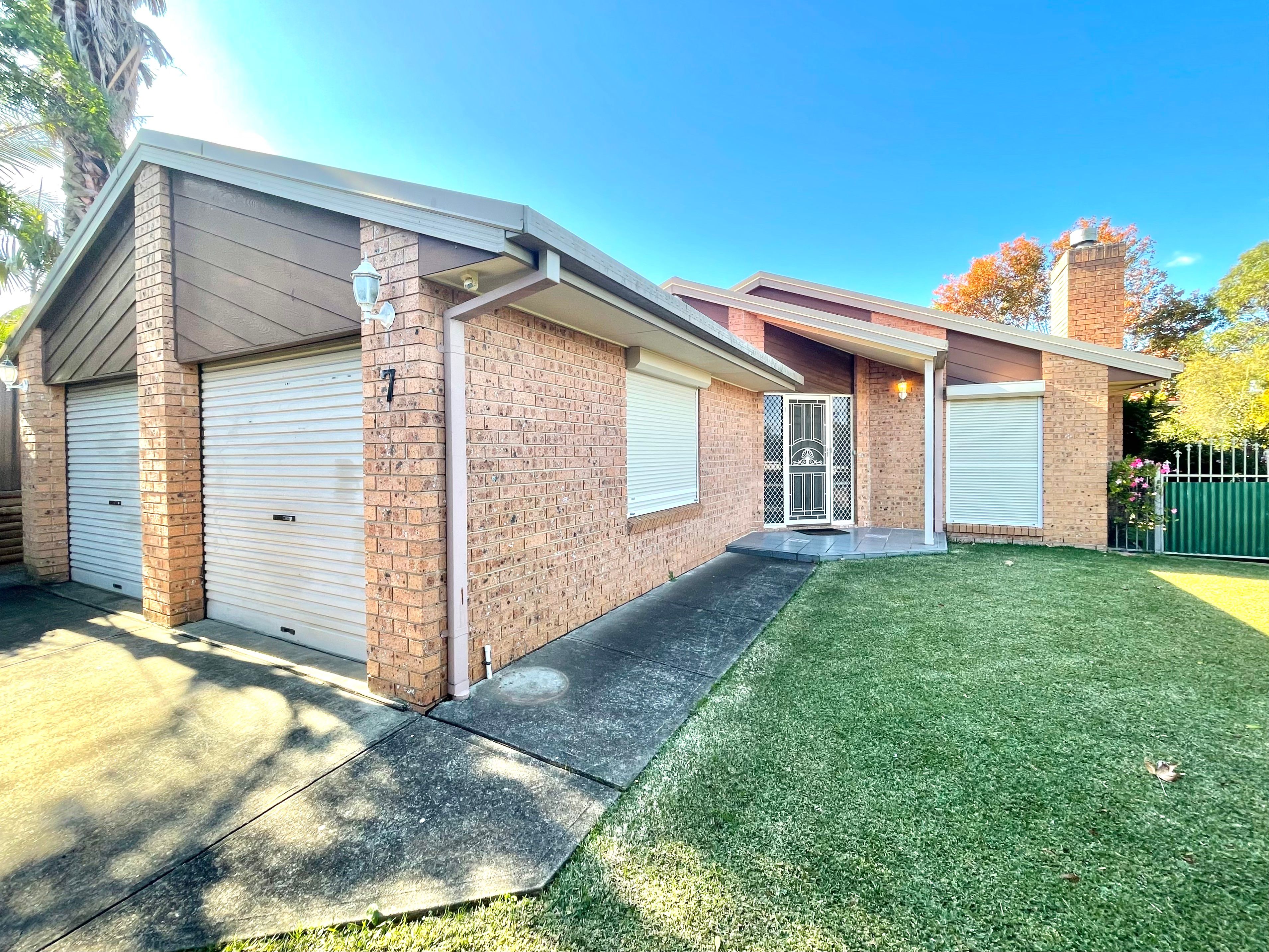 7 Broom Place, St Andrews, NSW 2566