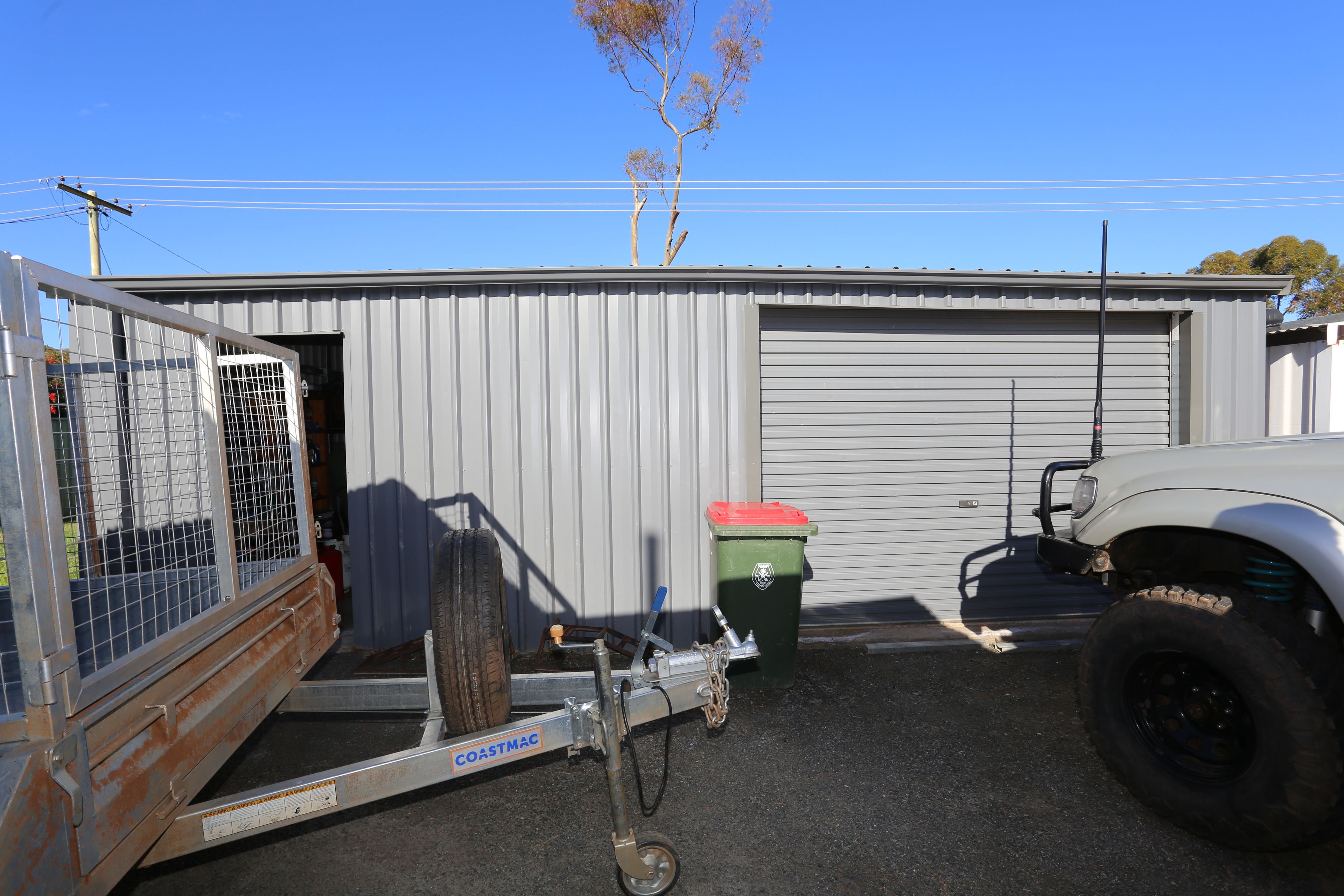 42 Hopbush Street — photo 11 of 12