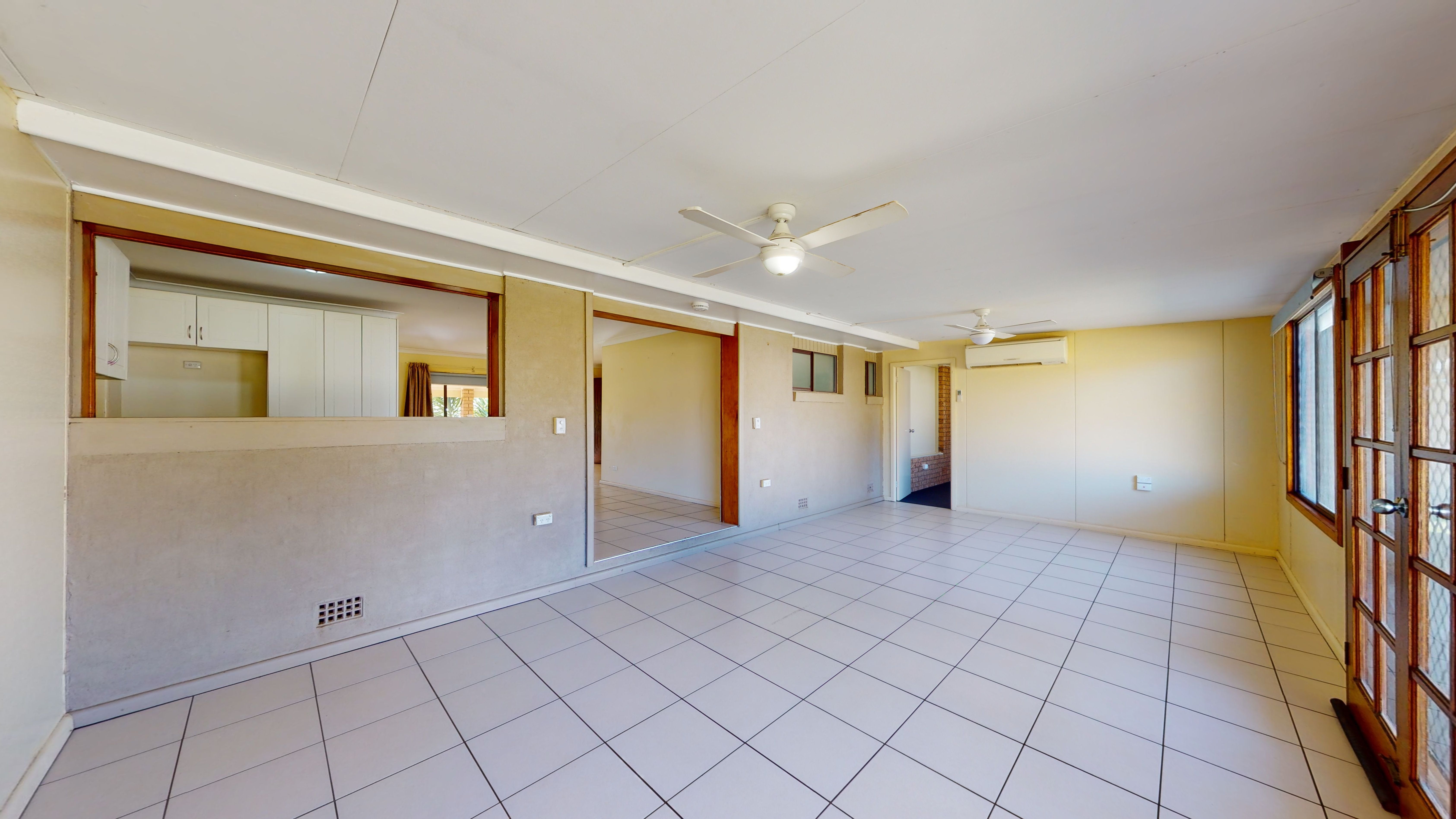 227 Myall Street — photo 6 of 15