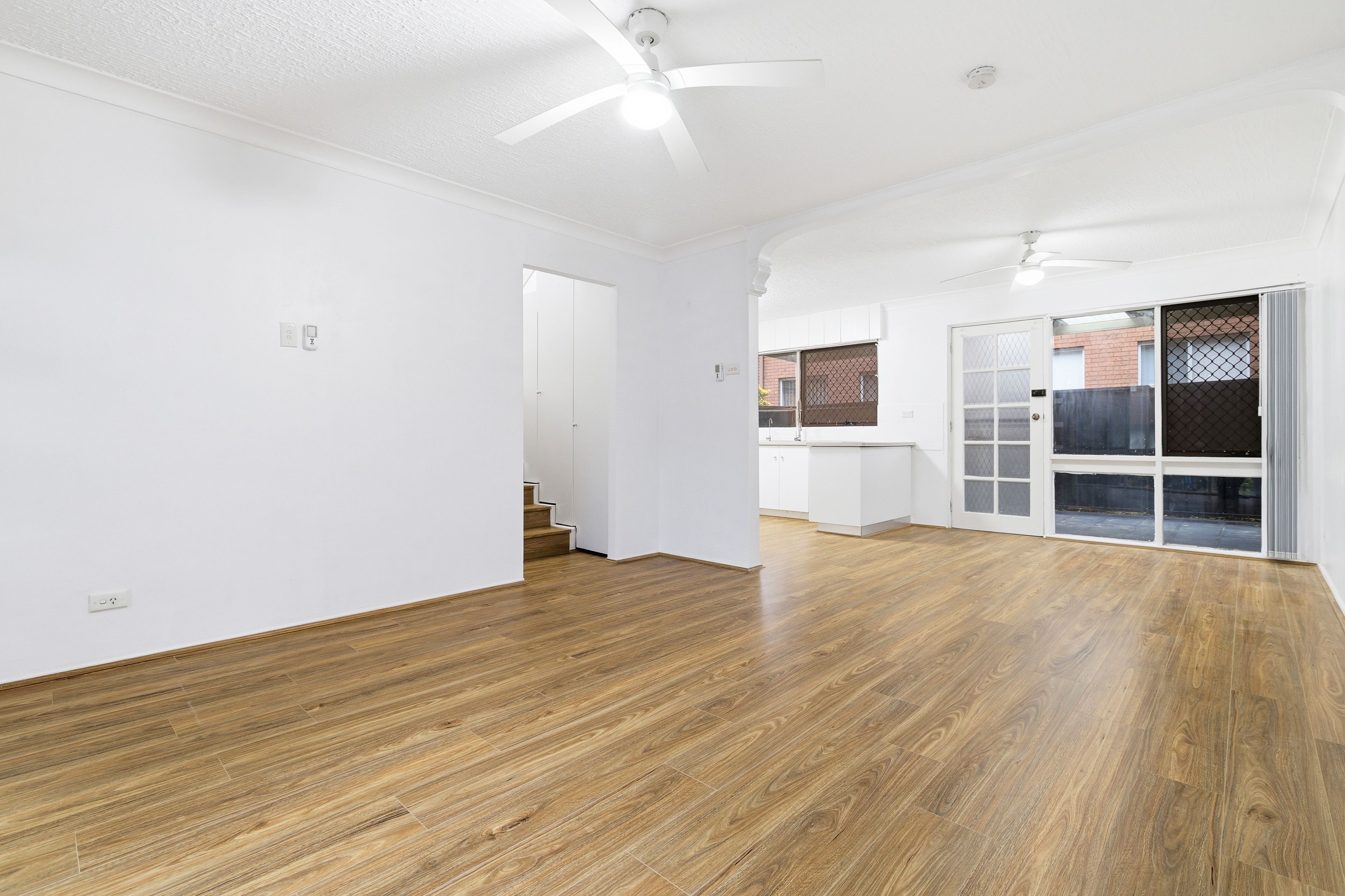 11/100 Hoxton Park Road, Lurnea, NSW 2170