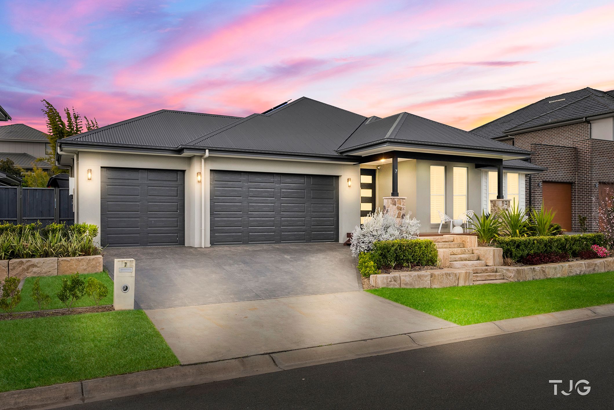 7 Siltstone Street (The Gables), Box Hill, NSW 2765