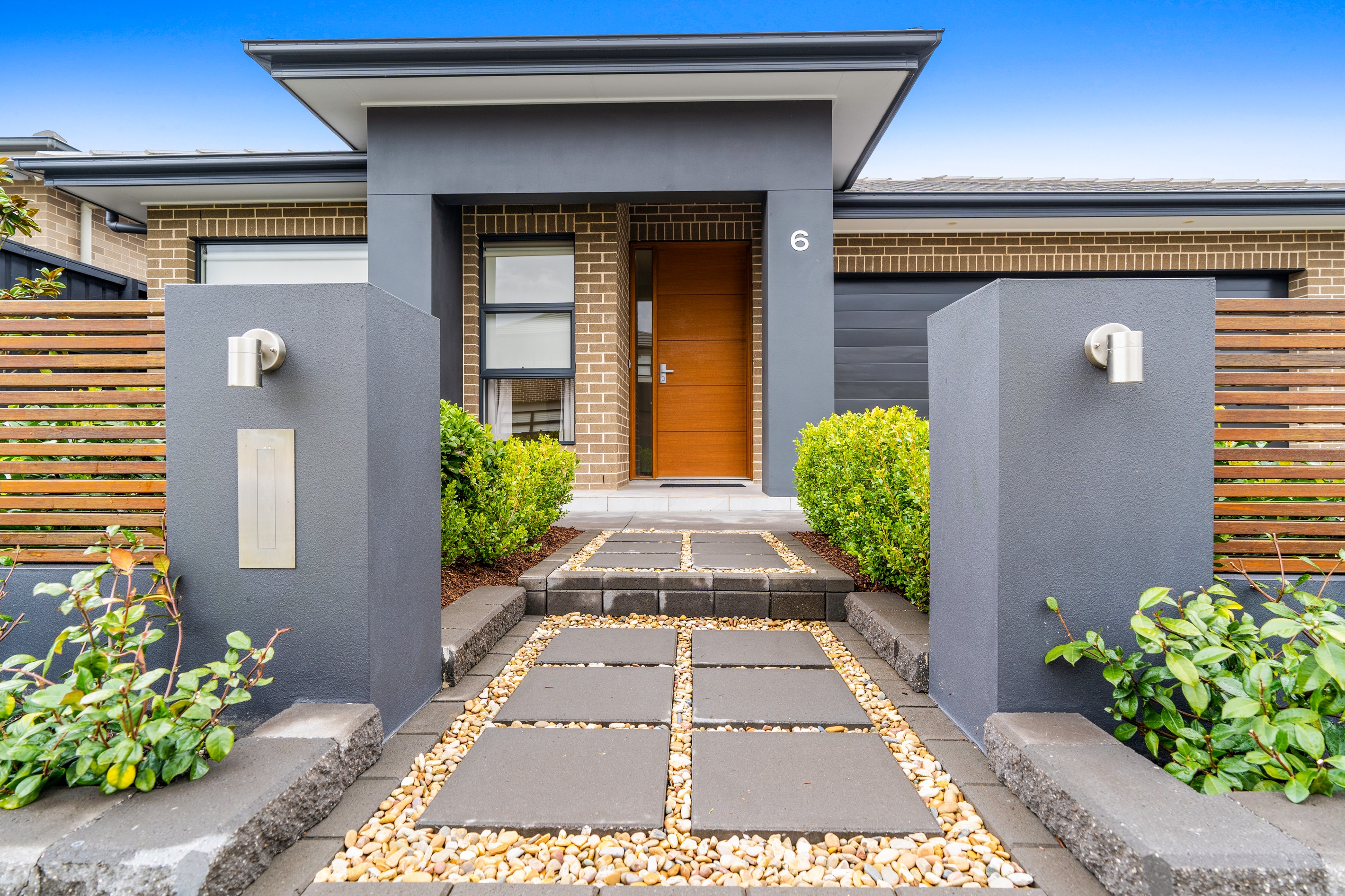 6 Beattie Street, GLEDSWOOD HILLS, NSW 2557