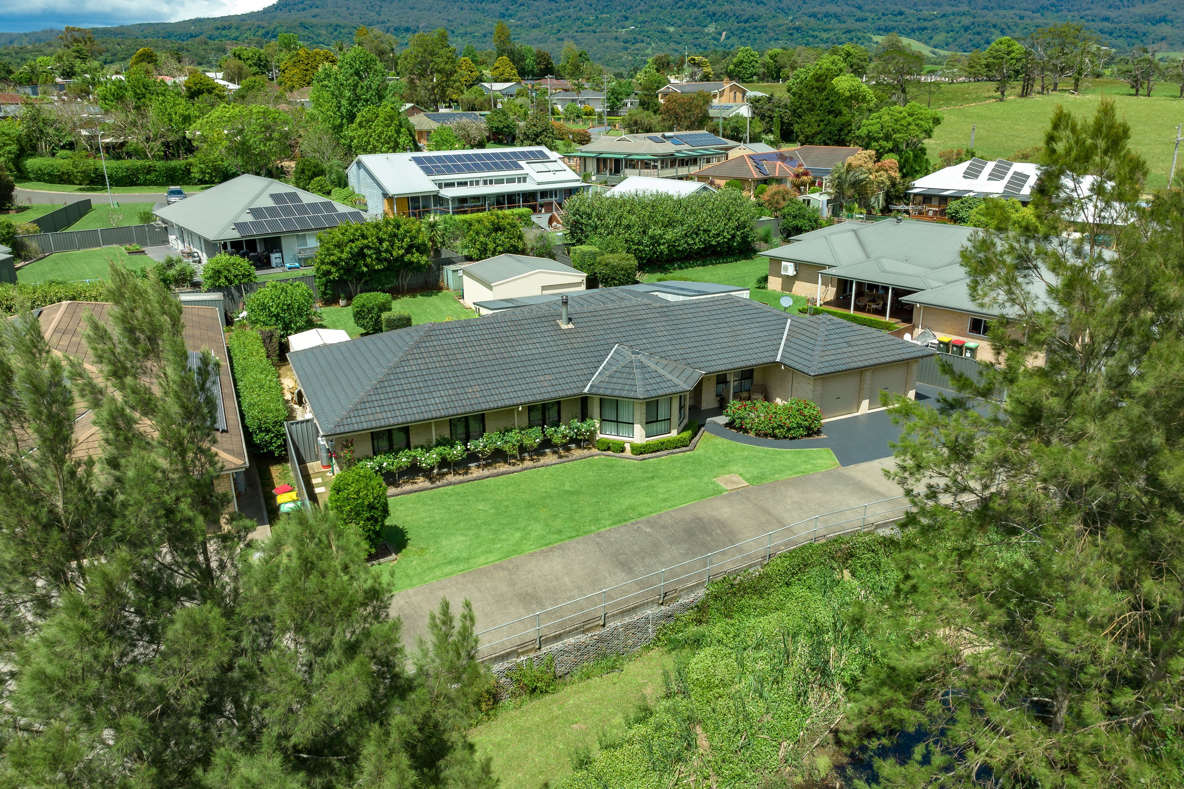 96 Churchill Street, Jamberoo, NSW 2533 Sold Townhouse Ray White