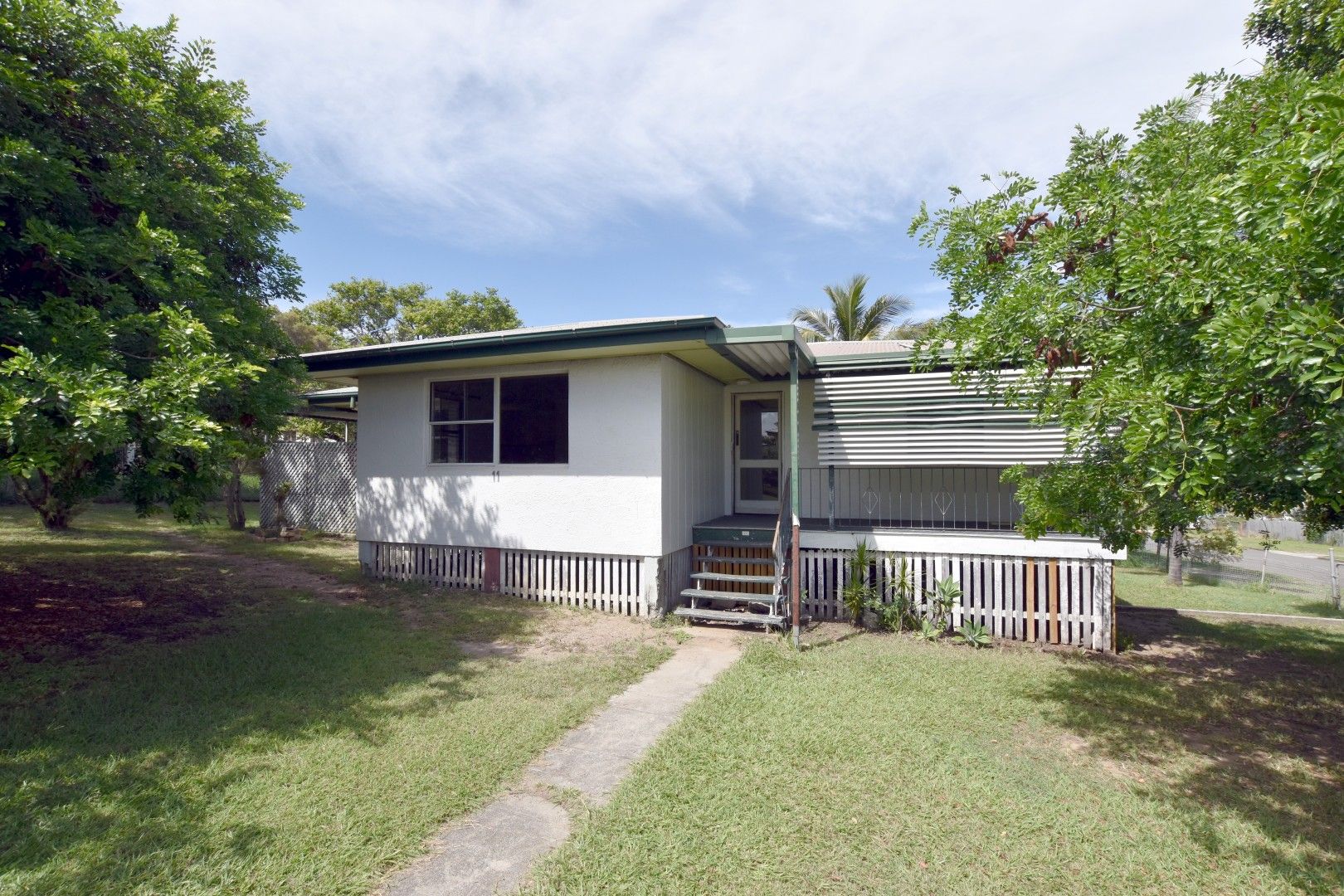 11 McCray Street, Barney Point, QLD 4680