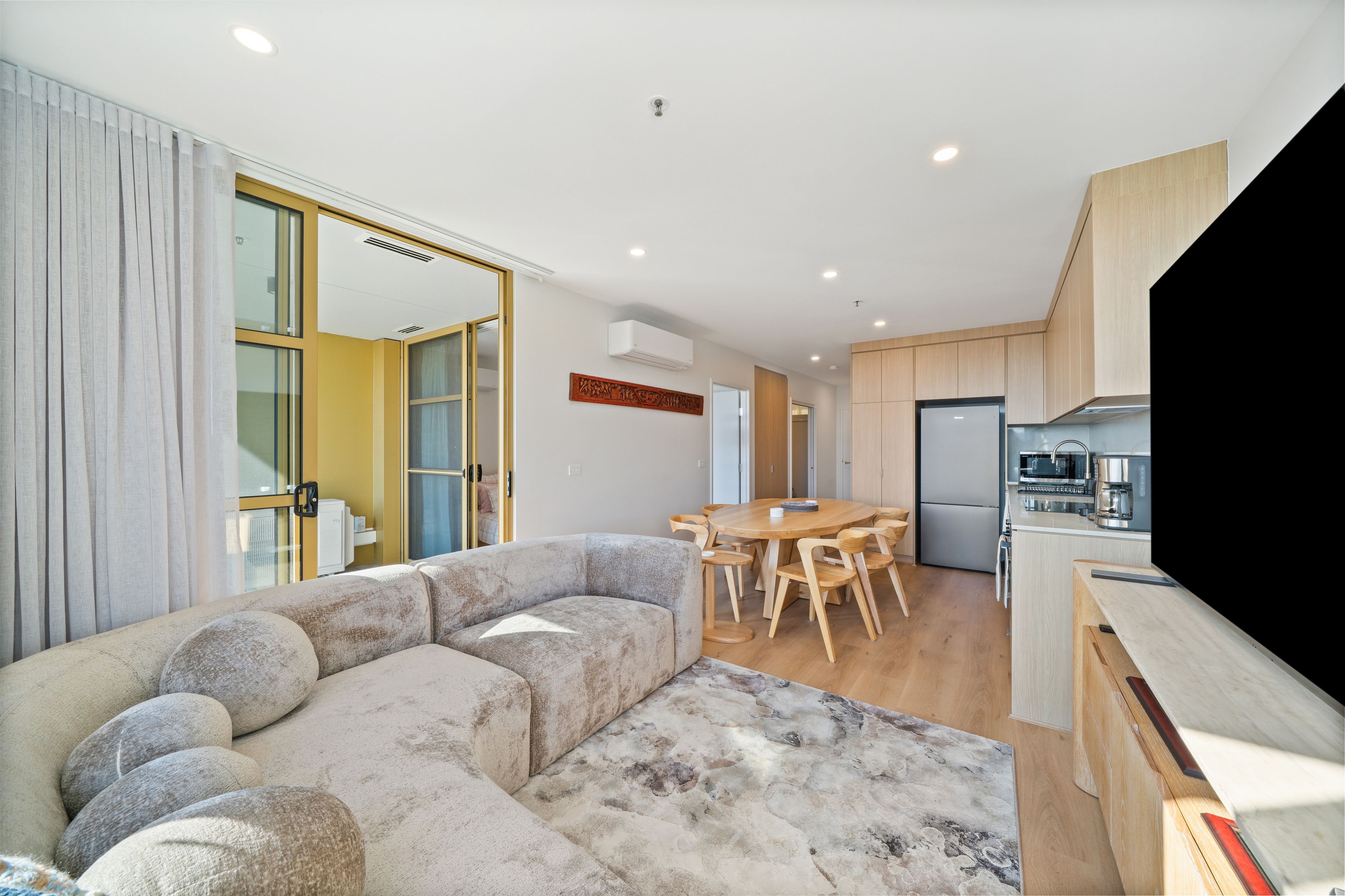 C613/1 Holborow Avenue — photo 7 of 30