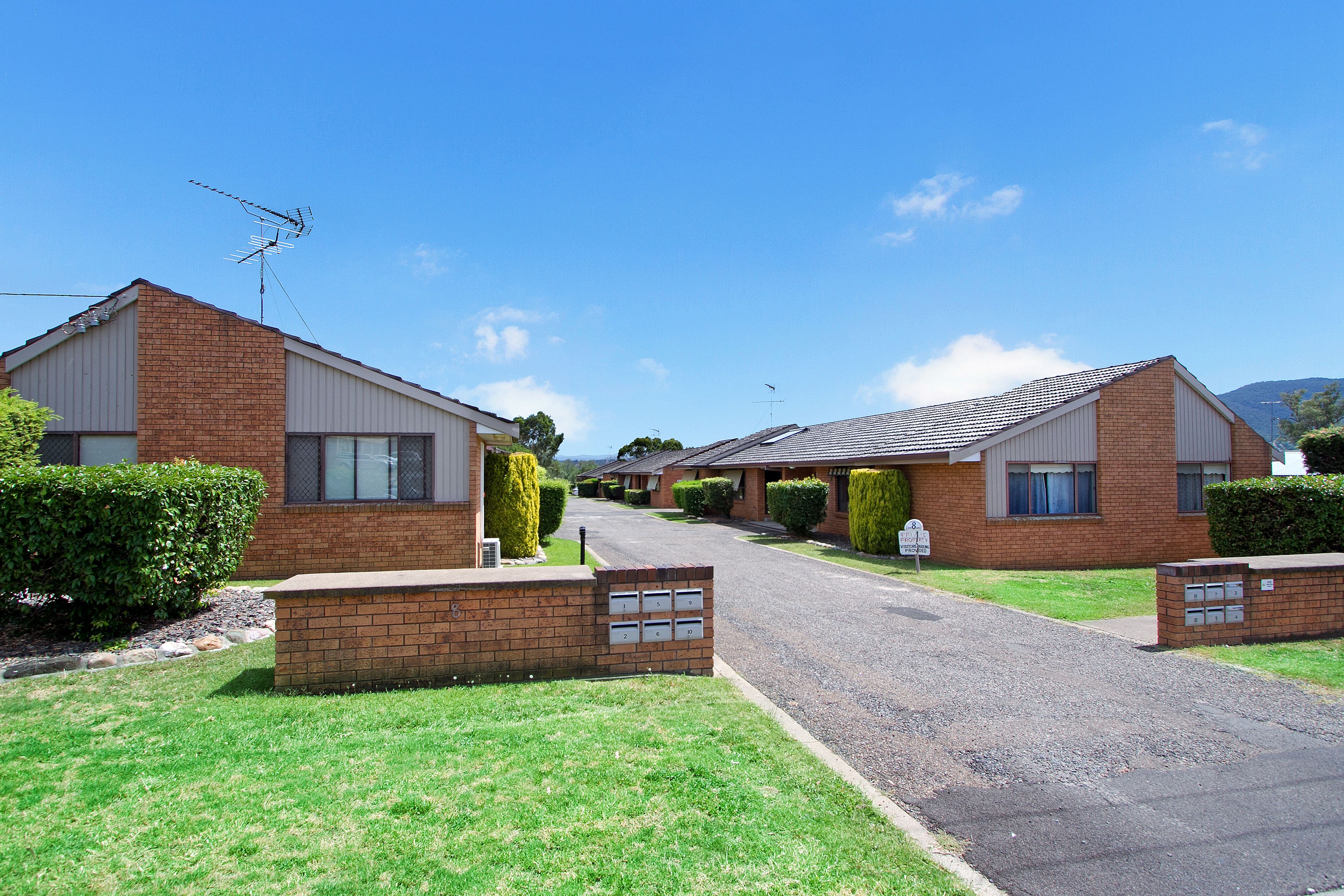 8 Thibault Street, Tamworth NSW 2340