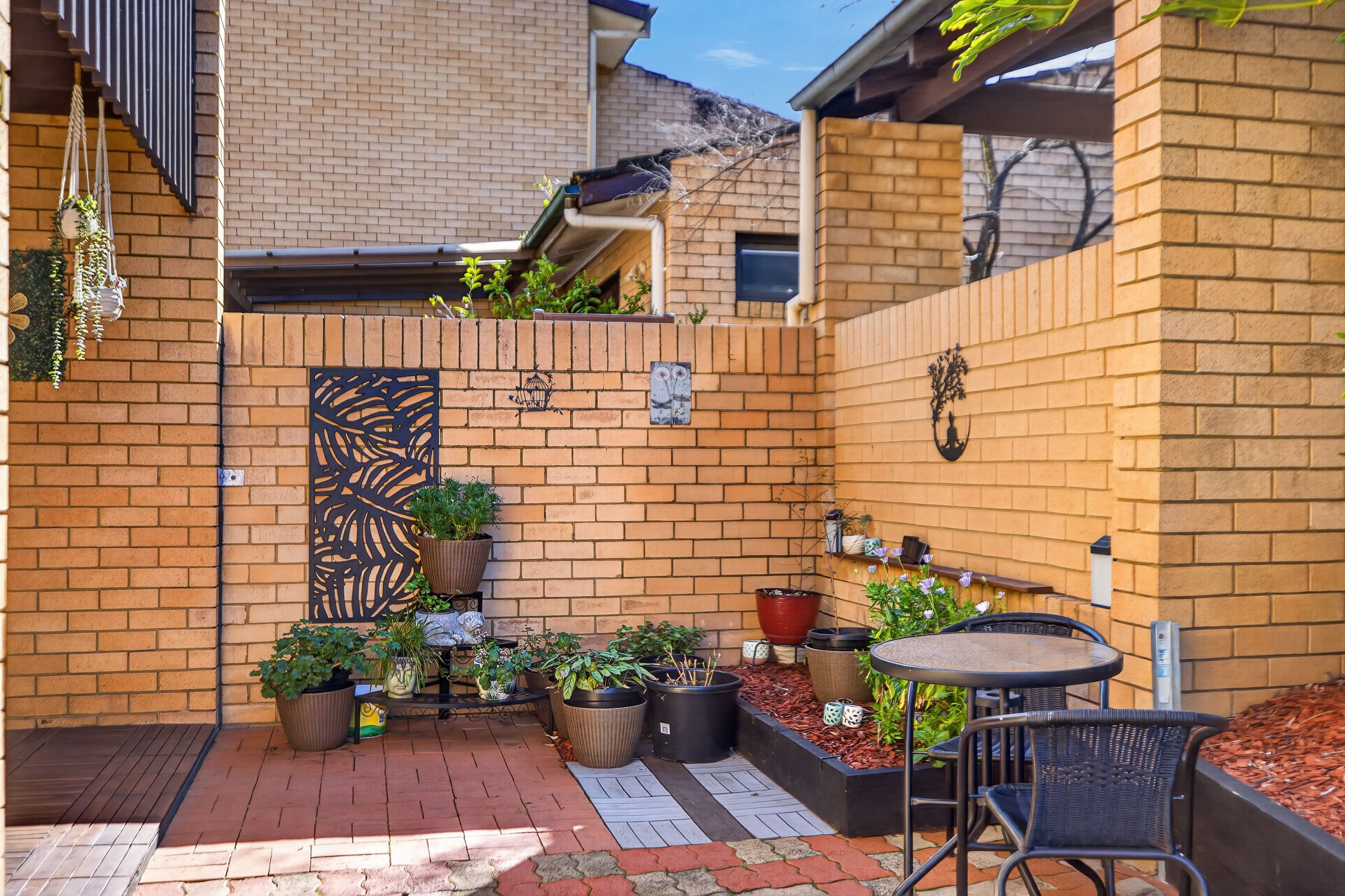 3/2 Whipbird Avenue — photo 16 of 24