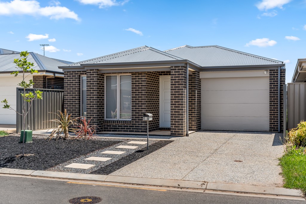8 Kerrie Avenue, Munno Para West, SA 5115