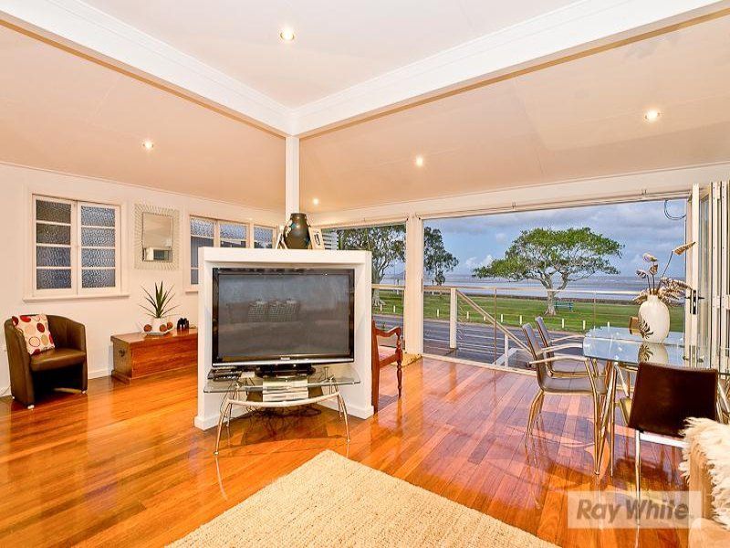 374 Flinders Parade, Brighton, QLD 4017