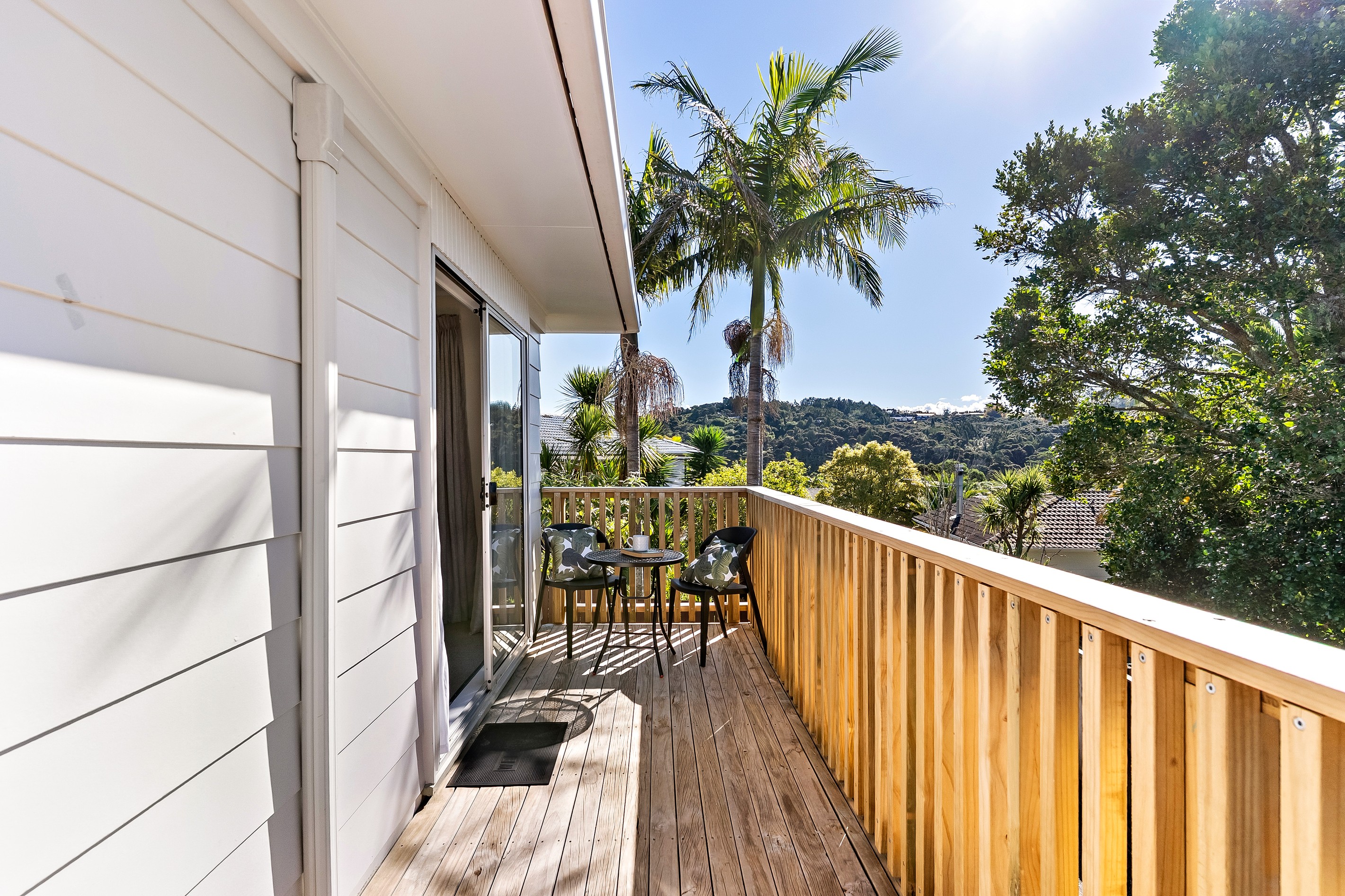 11a Spinella Drive, Glenfield, North Shore City