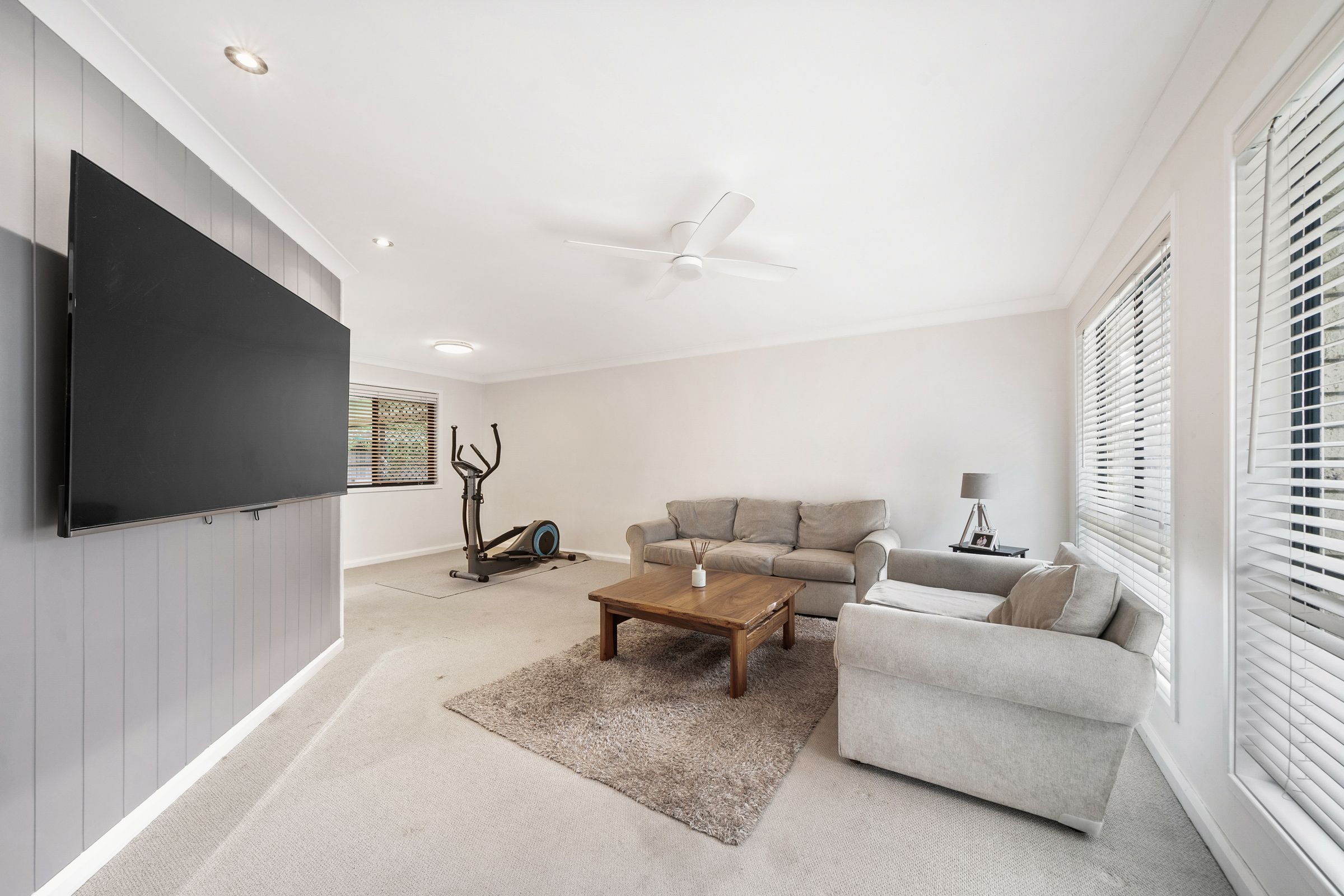 7 Abernant Court, Dakabin, QLD 4503