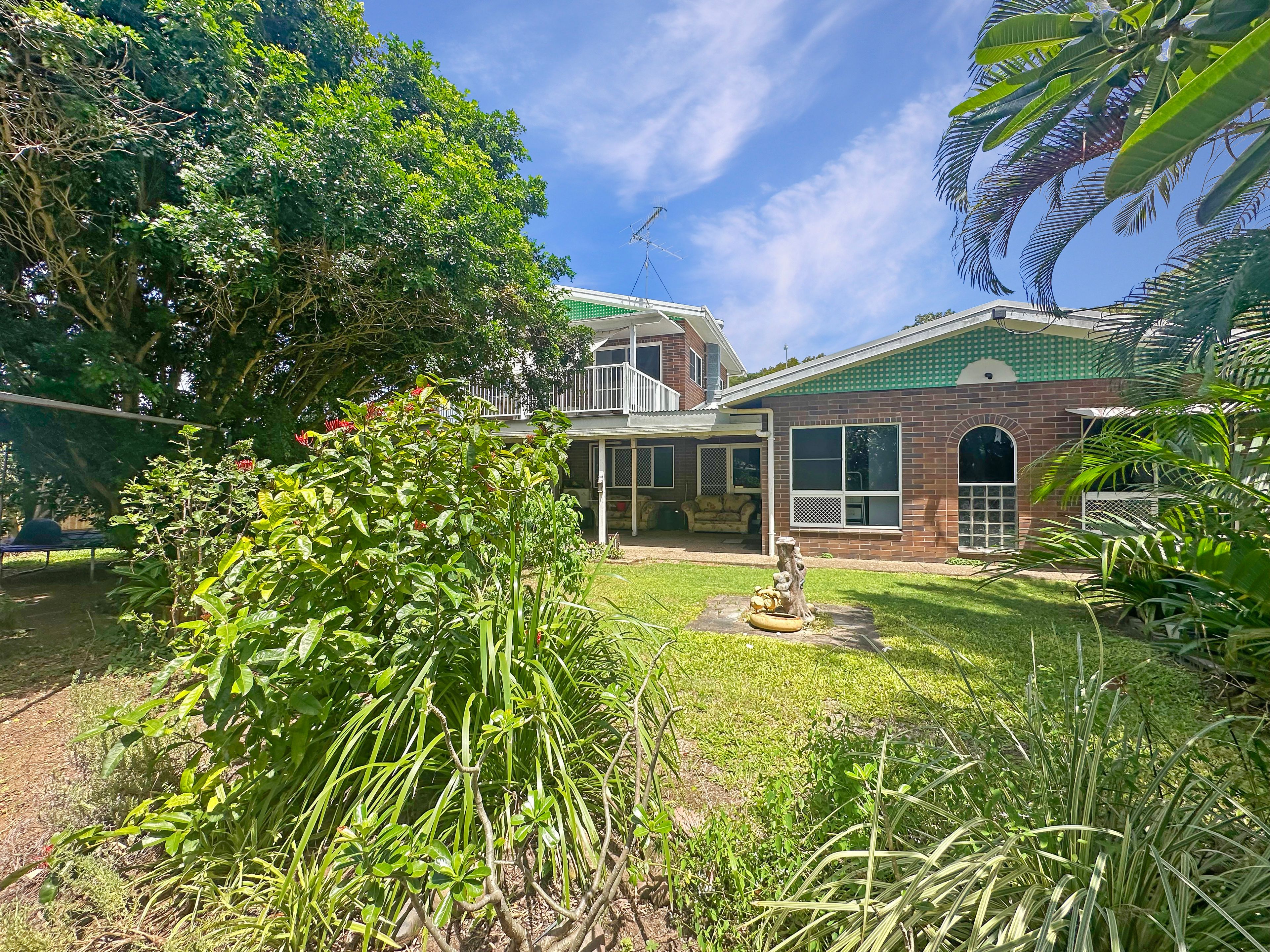 1 Clark Street, Grasstree Beach, QLD 4740