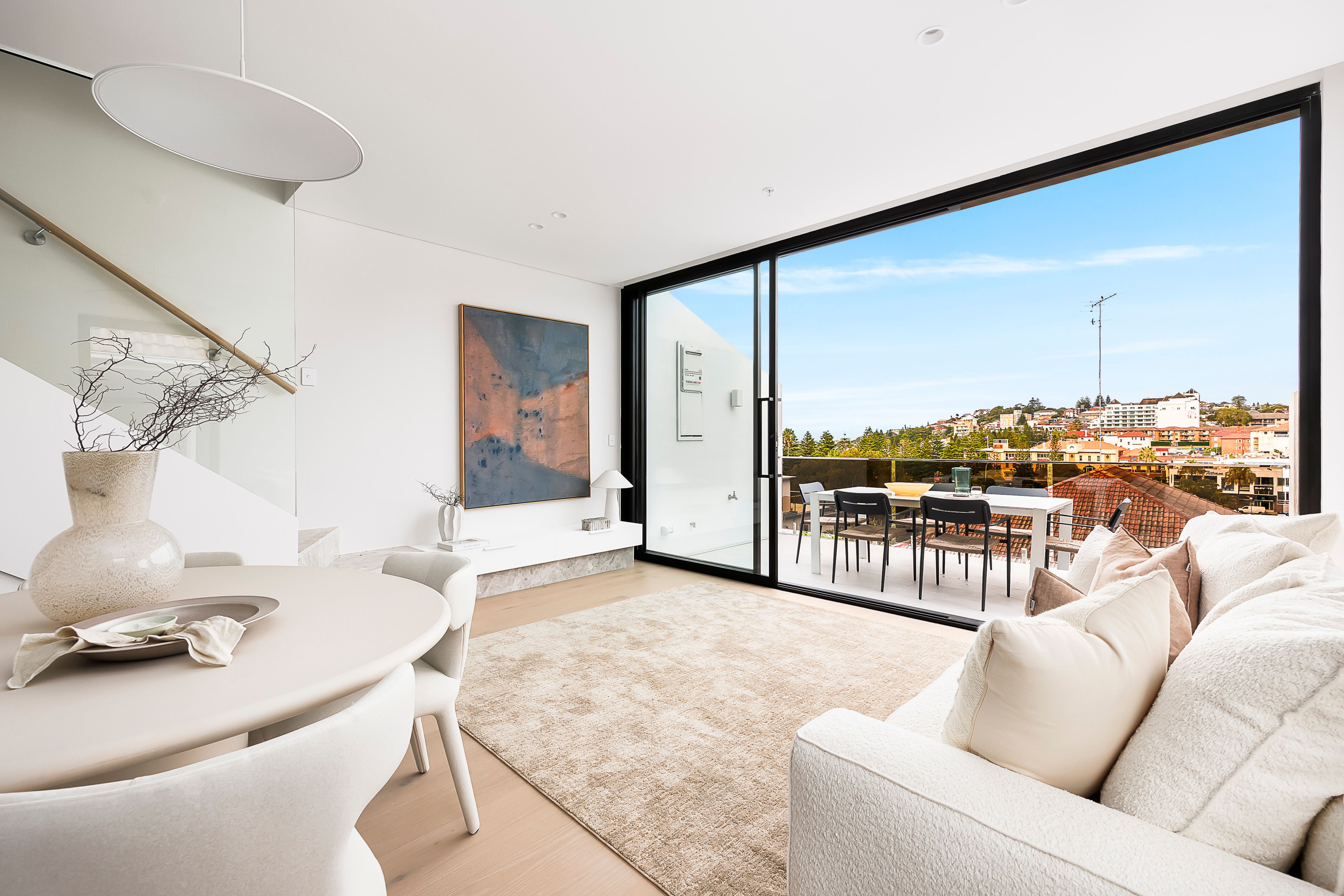 8/76 Bream Street — photo from Ray White Phillips & Co