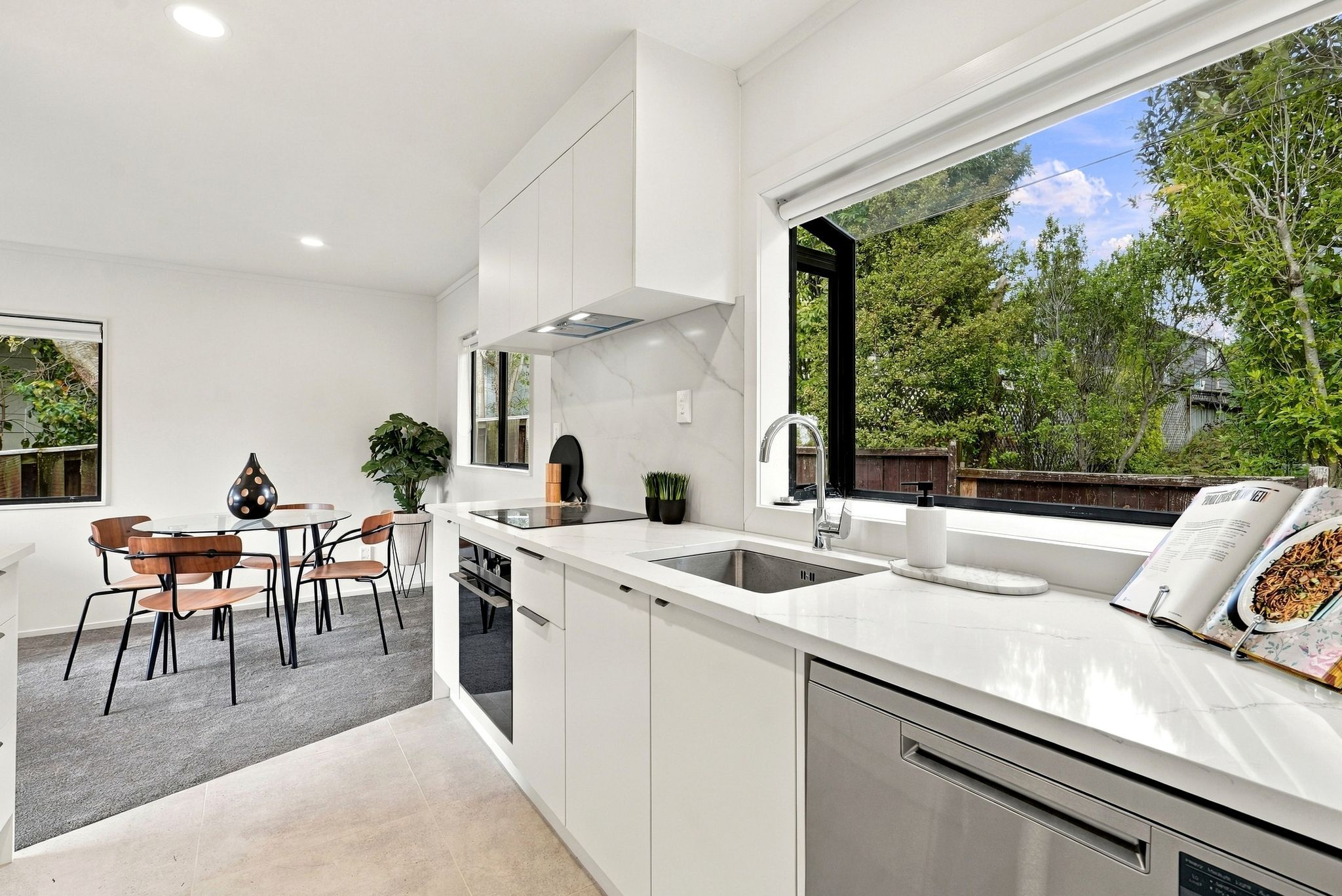 2/53 Lavery Place, Sunnynook, North Shore City