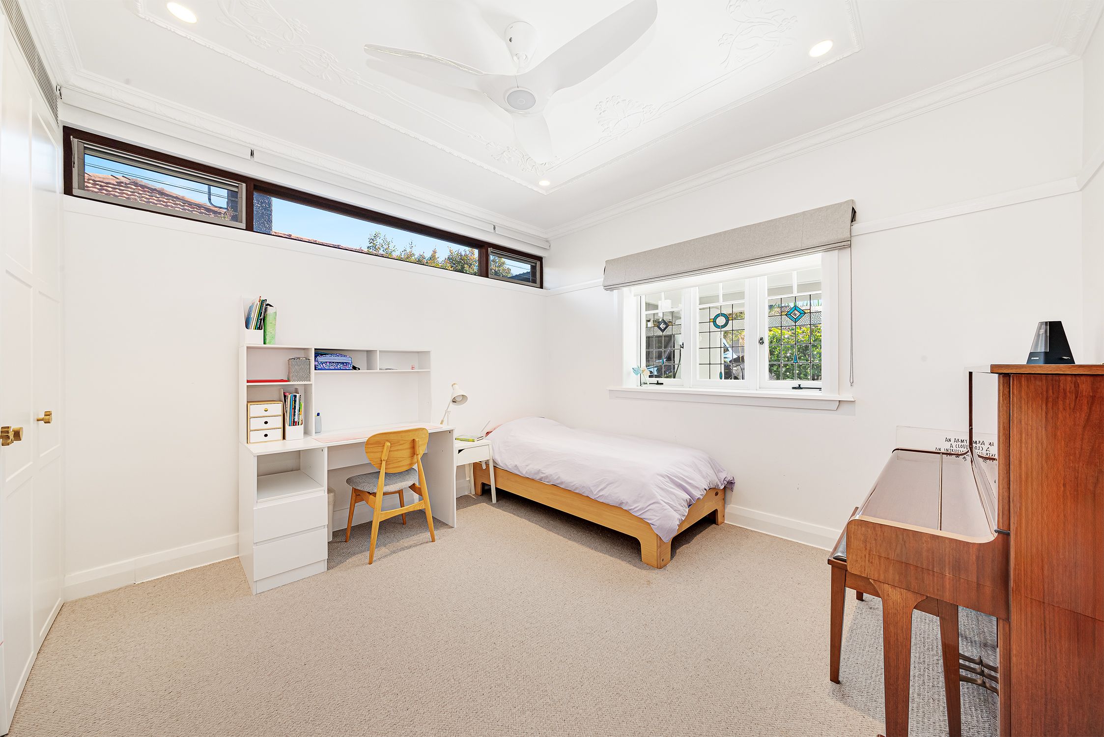 32 Robert Street — photo 11 of 17