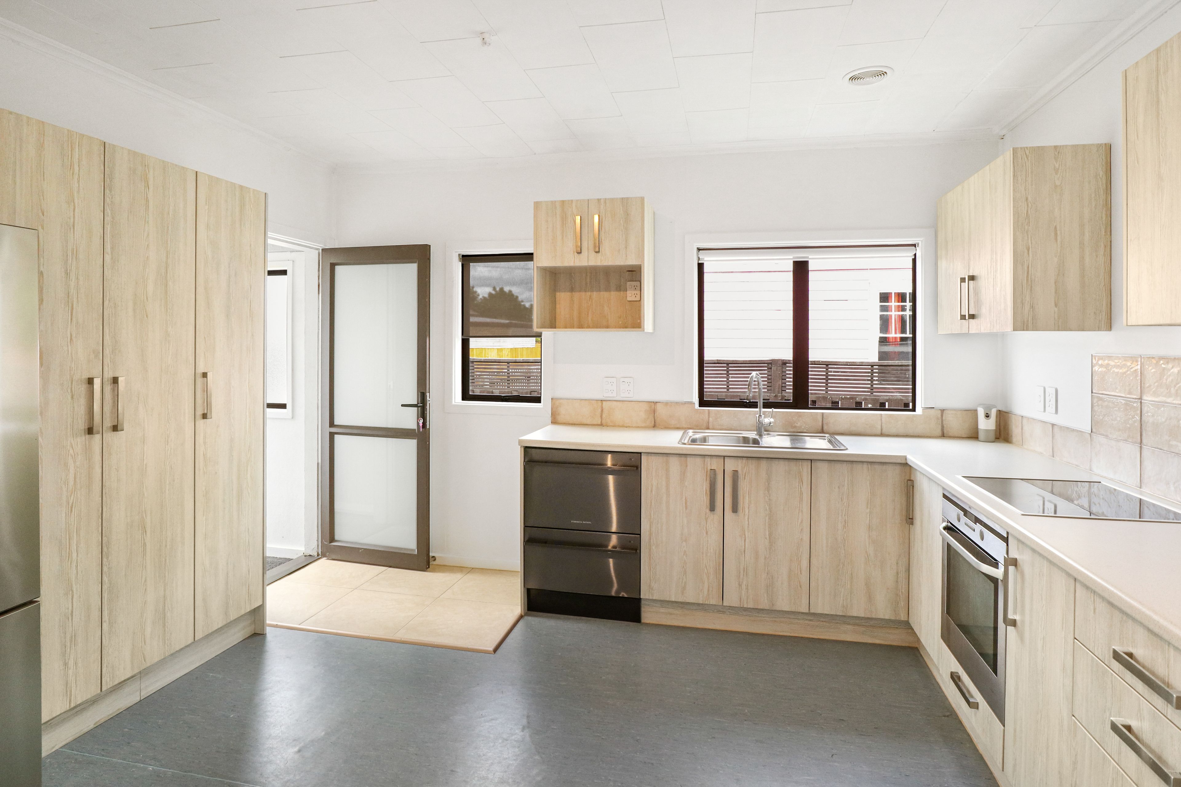 3/5 Henwood Avenue, Mangere East, Manukau City