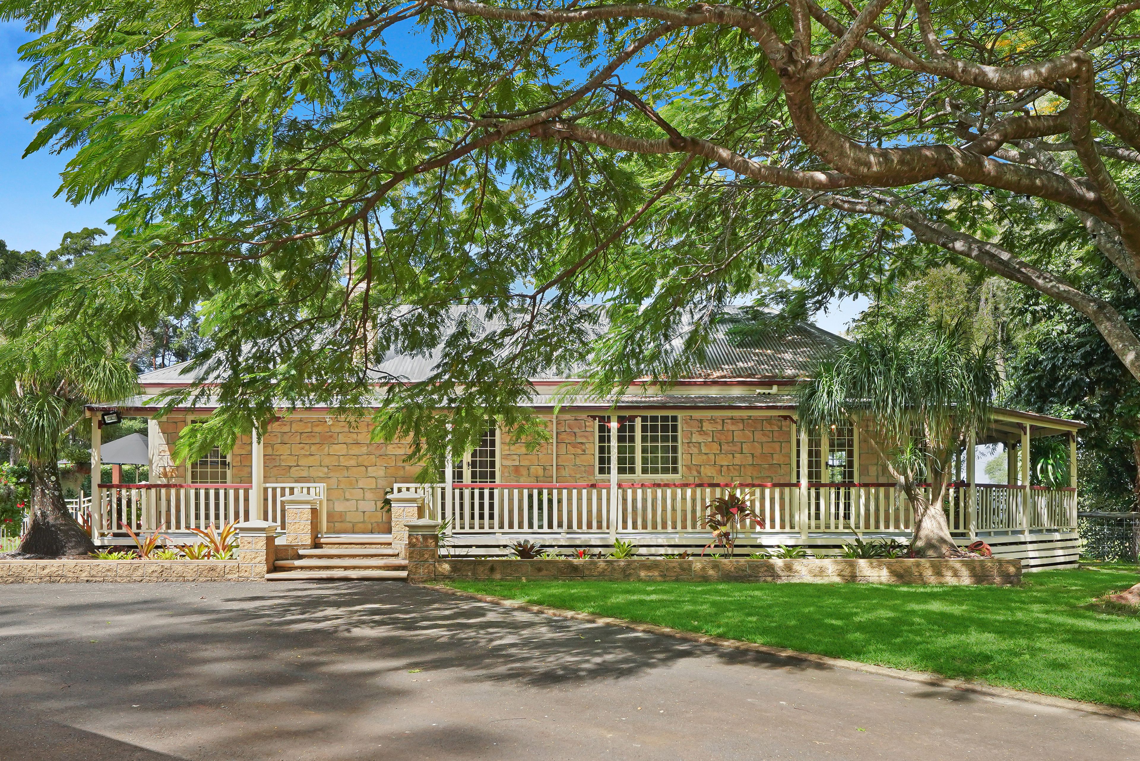 5 Pemberton Close, Mount Nathan QLD 4211