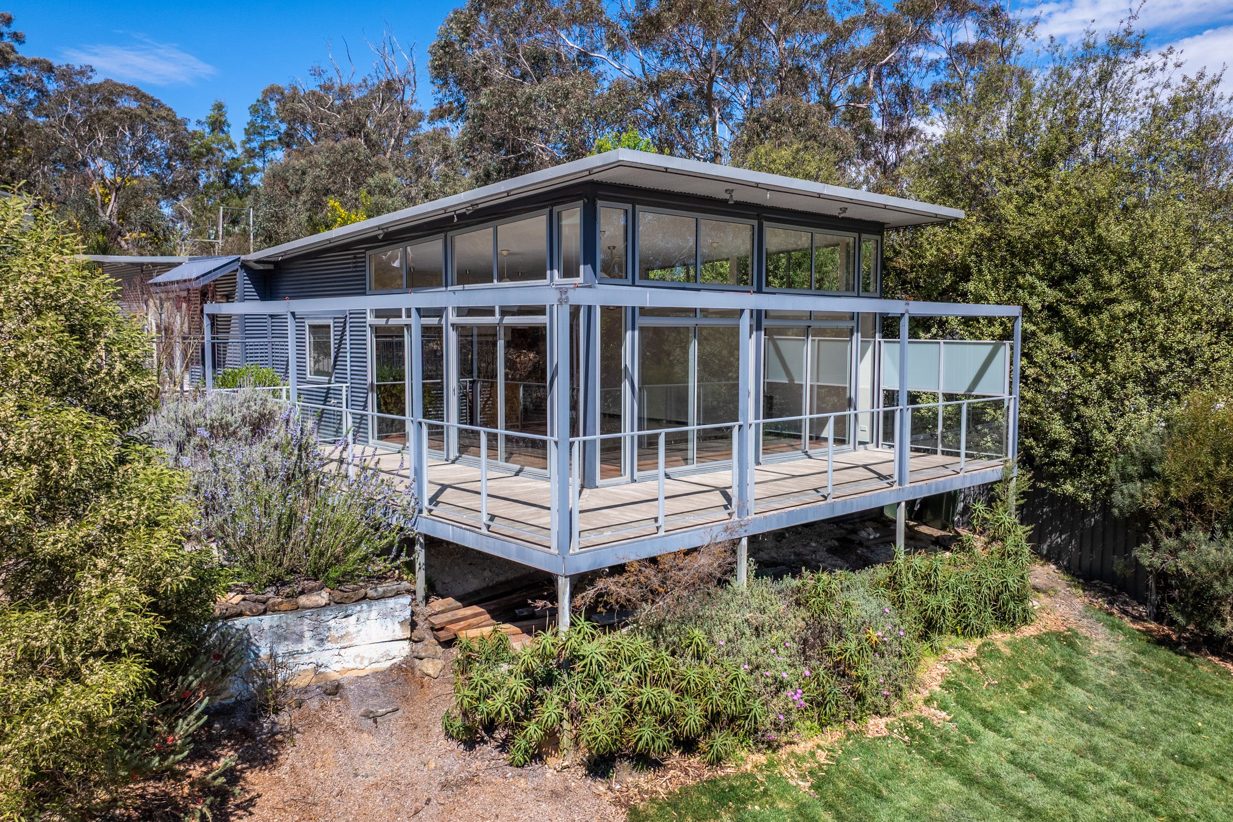131 Victoria Street — photo from Ray White Upper Blue Mountains
