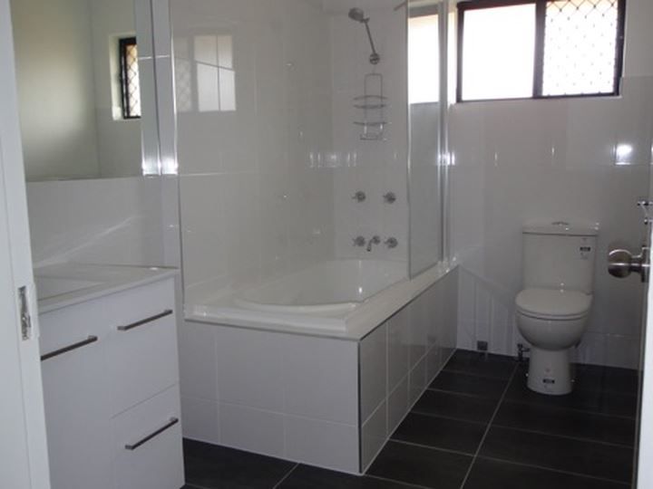 2/11 Strathairlie Square, Macgregor, QLD 4109