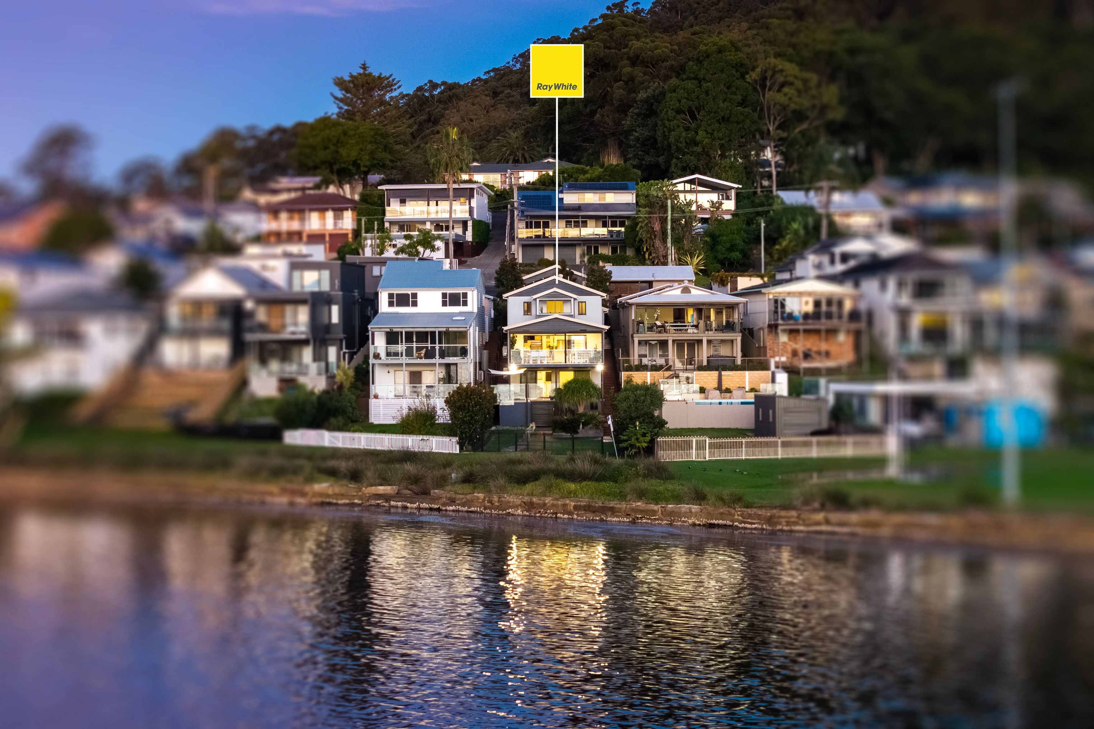 189 Steyne Road — photo from Ray White RPG