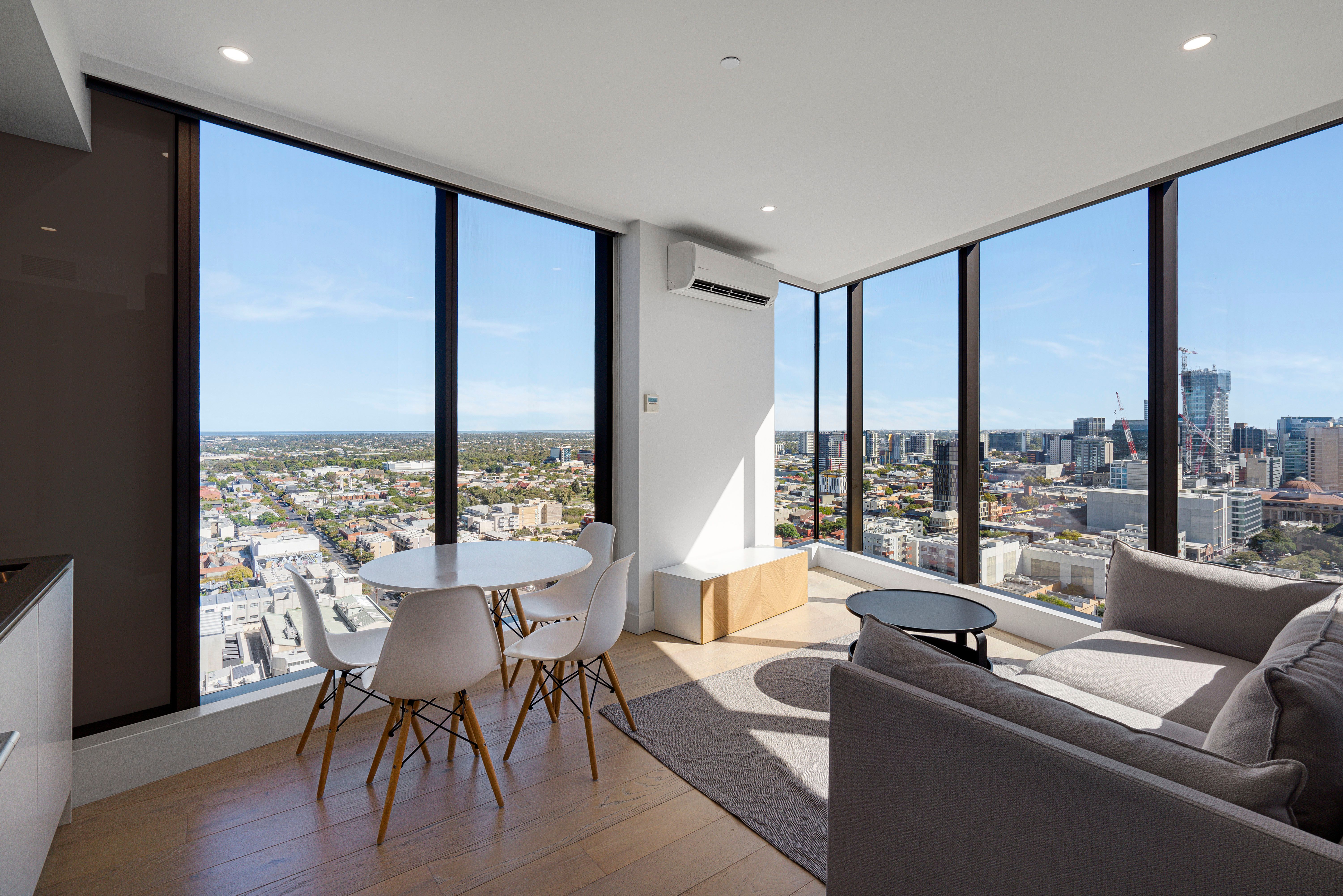 2207/421 King William Street — photo 2 of 13