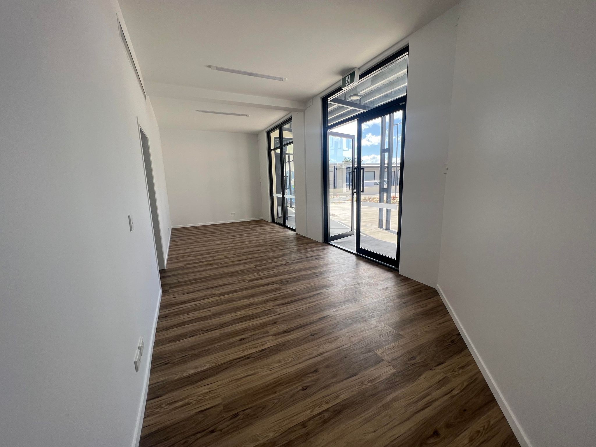 2/1 Carlo Drive, Cannonvale, QLD 4802