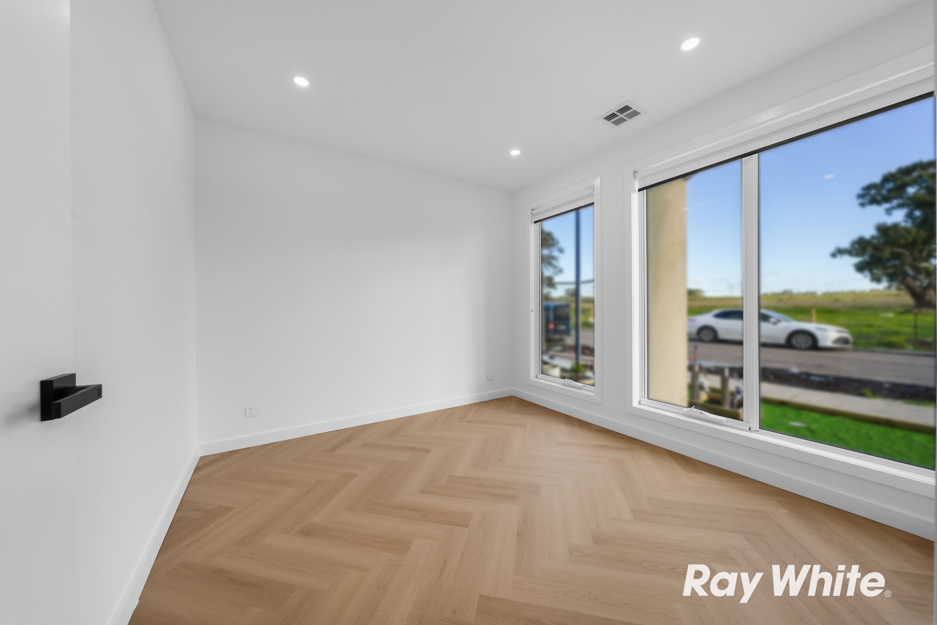 17 Diamond Street — photo 6 of 10