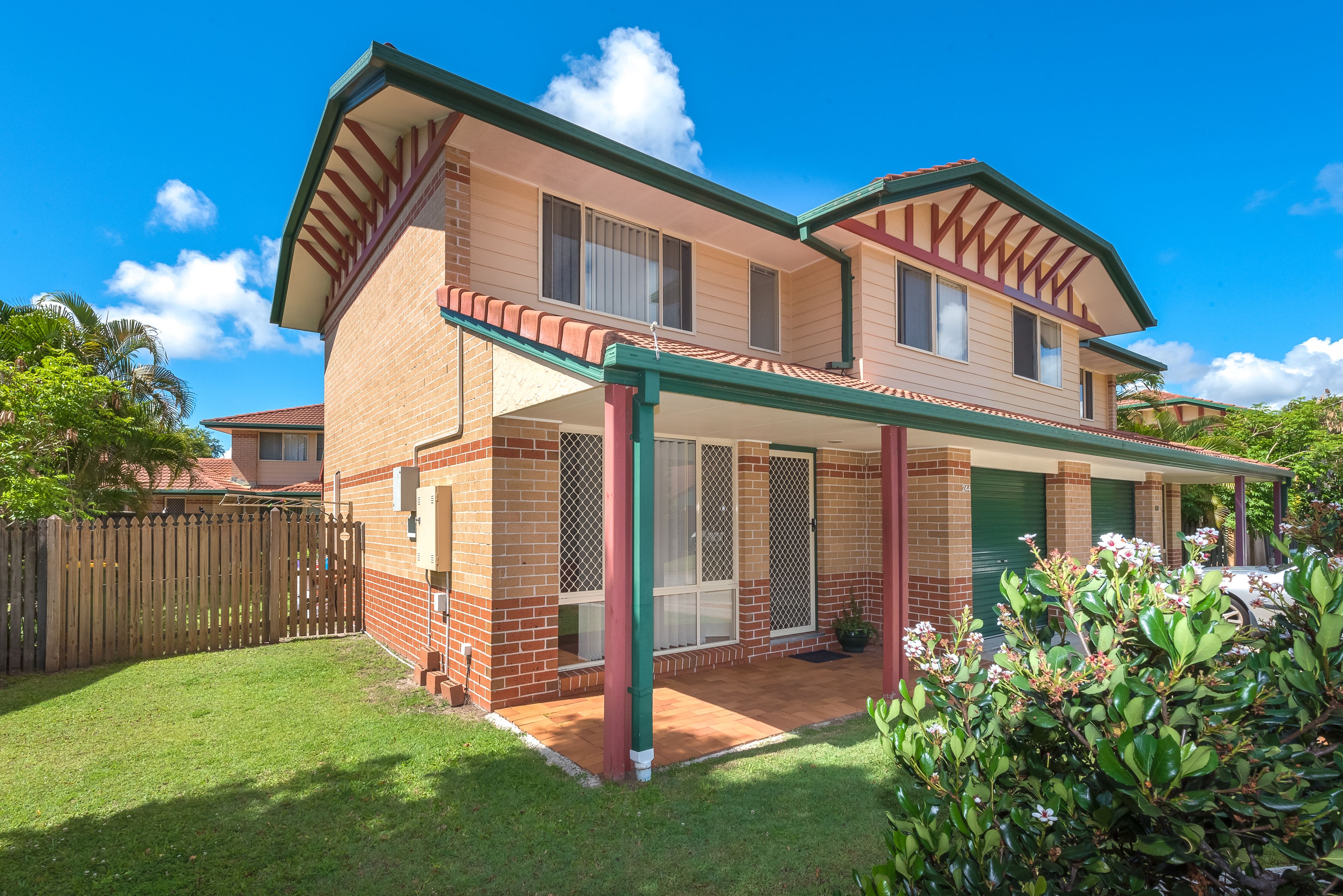 244/125 Hansford Road, Coombabah, QLD 4216