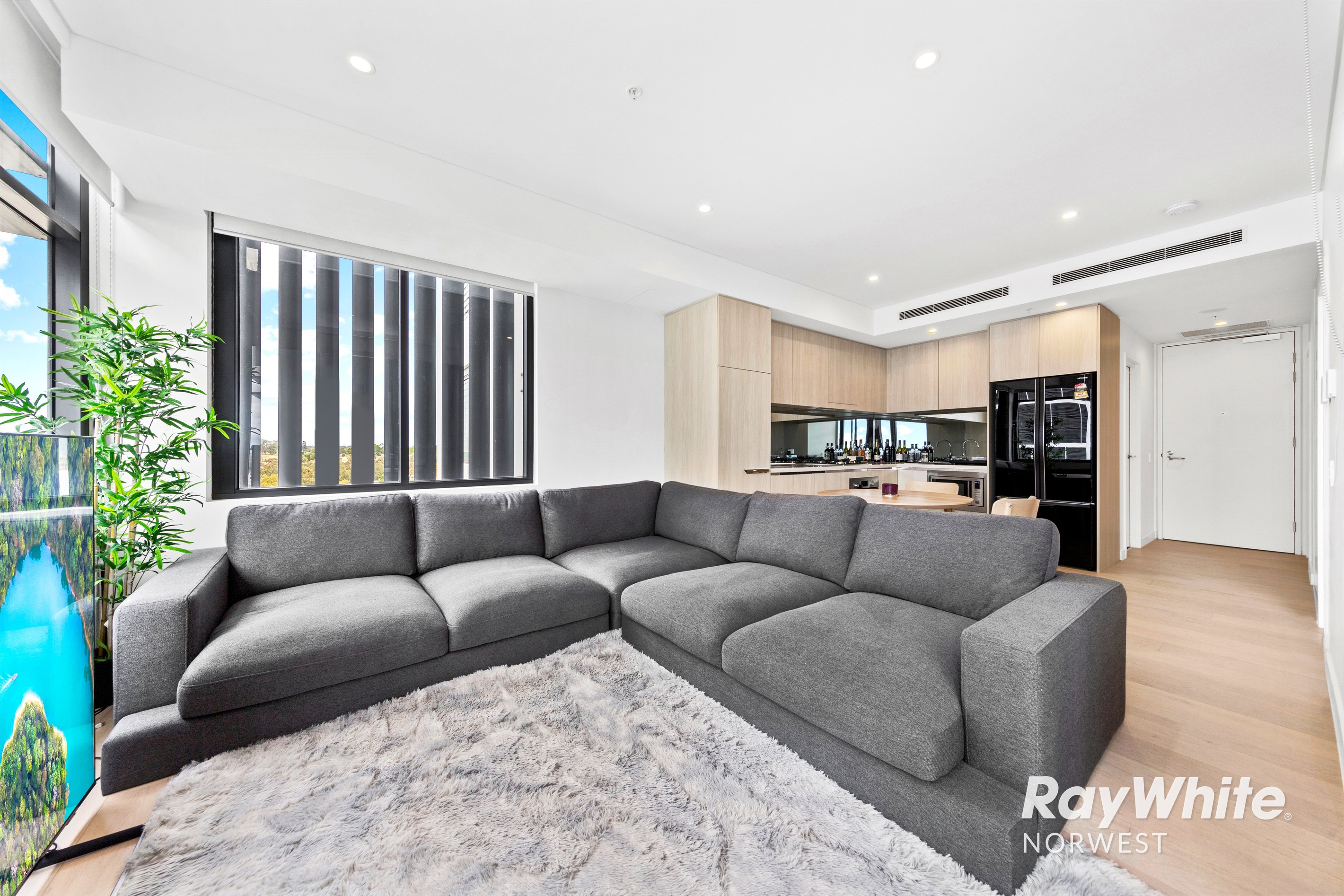 1314/11 Solent Circuit, NORWEST, NSW 2153