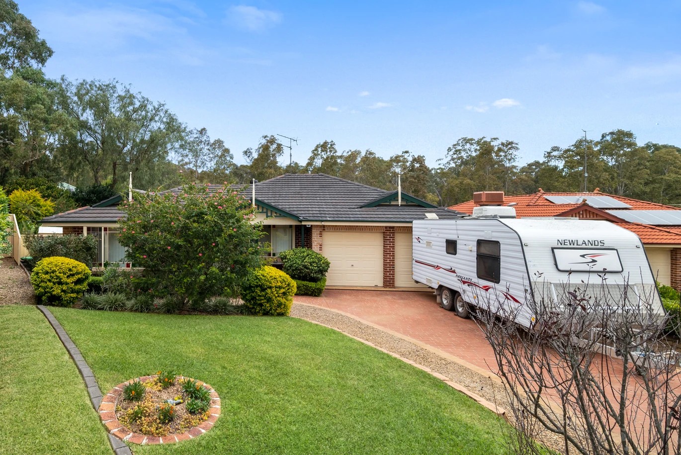 16 Joseph Banks Court, Mount Annan, NSW 2567