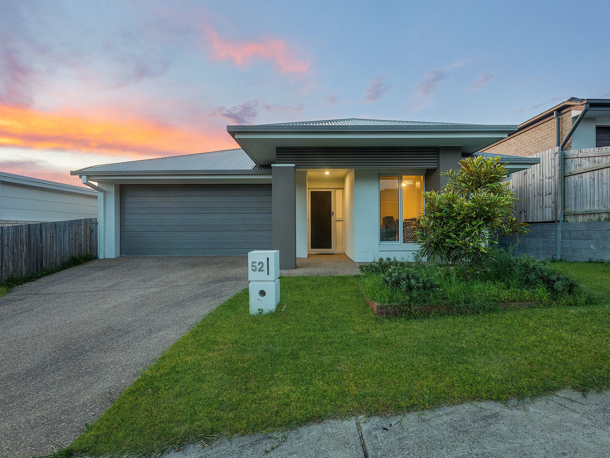 52 Tamborine Street, South Ripley, QLD 4306