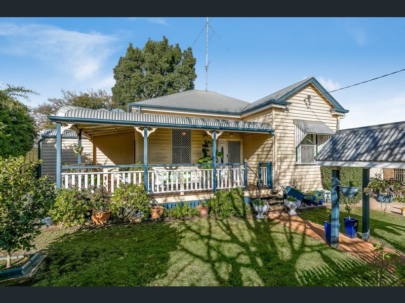 306 Alderley Street — photo from Ray White Toowoomba