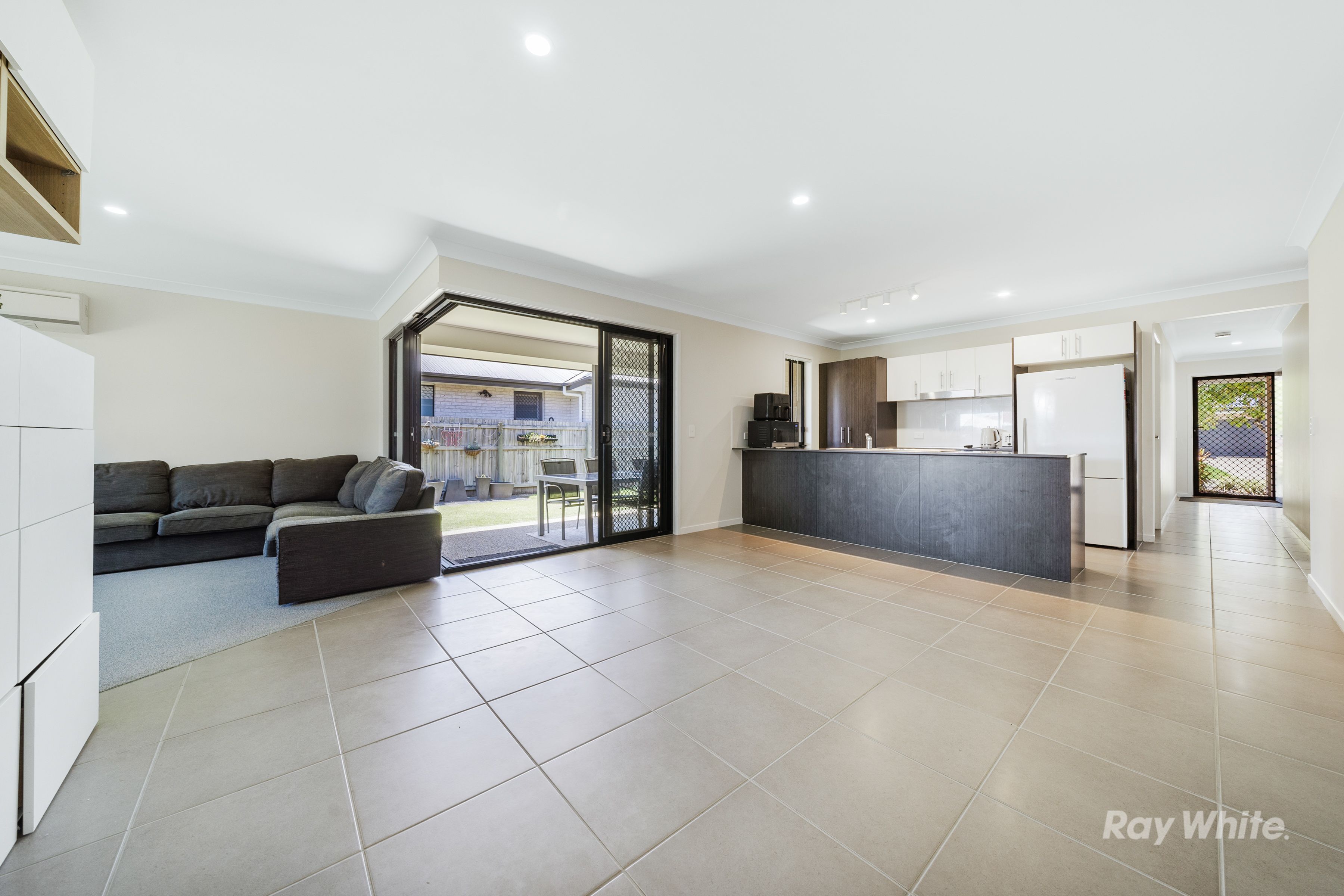 29 South Quarter Drive, Loganlea, QLD 4131