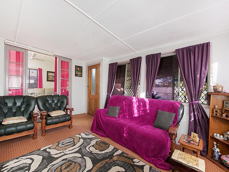 137 Landsborough Parade, Golden Beach, QLD 4551