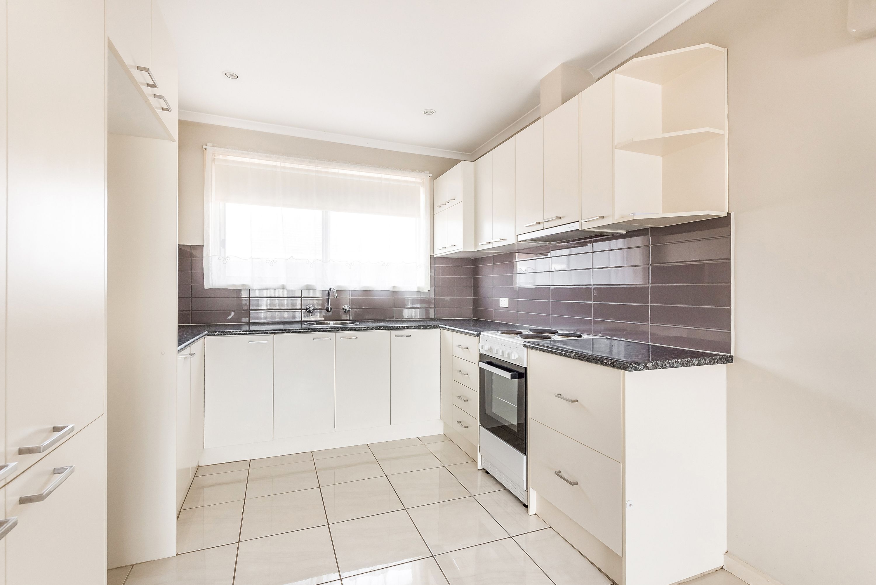 15/31 Stud Road, Dandenong, VIC 3175