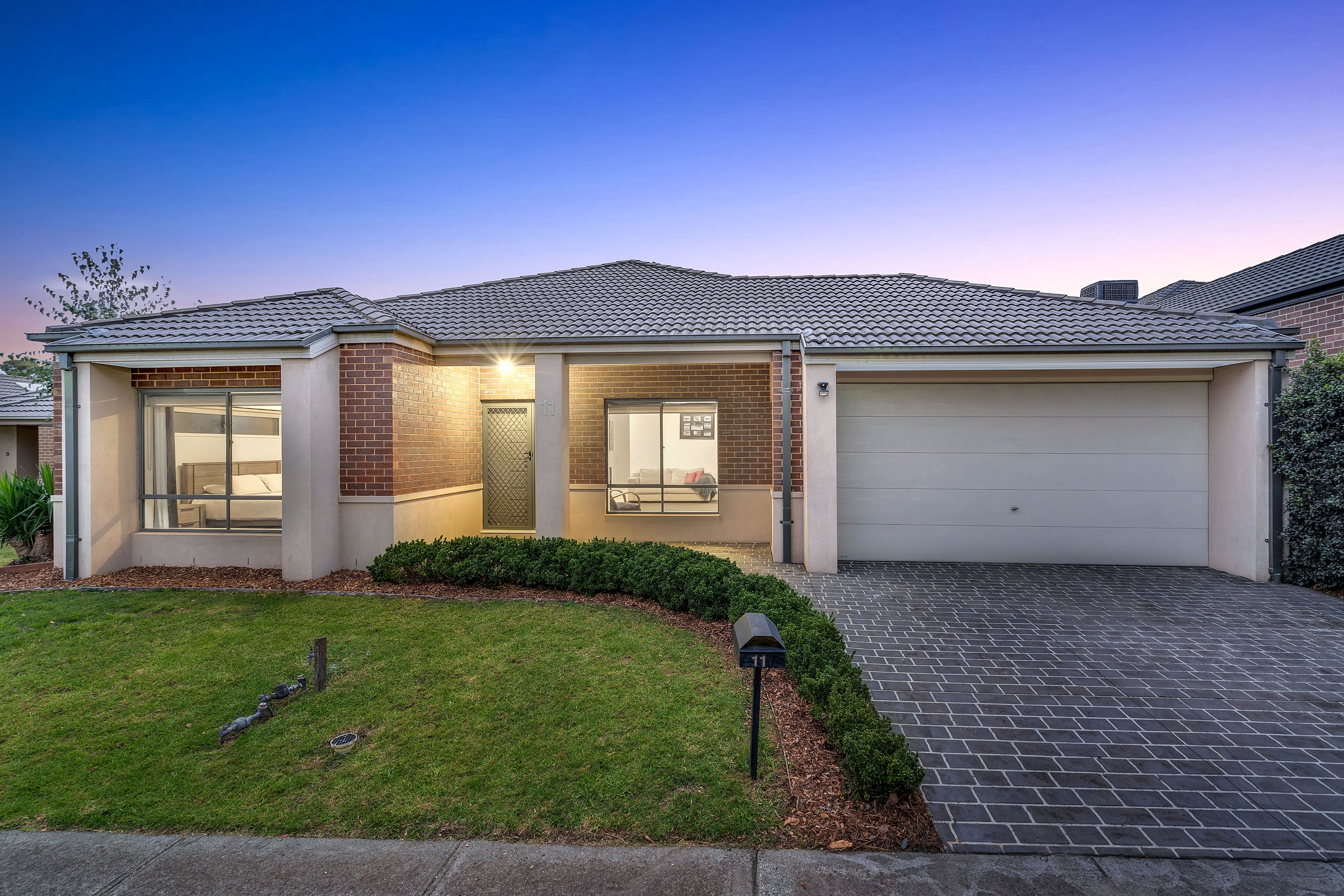 11 Ardsley Circuit, Craigieburn, VIC 3064